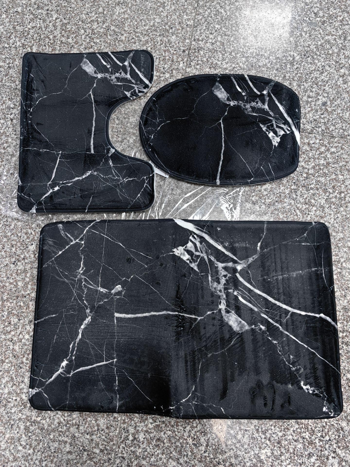 UNICEU Black Marble Bathroom Mats Set - Soft Non-Slip Bath Rug & Toilet Lid Cover, 3-Piece Flannel Fitted Toilet Seat Covers for Bathroom Decor - Perfect for Modern Homes, Guest Bathrooms & Spa-Style Retreats