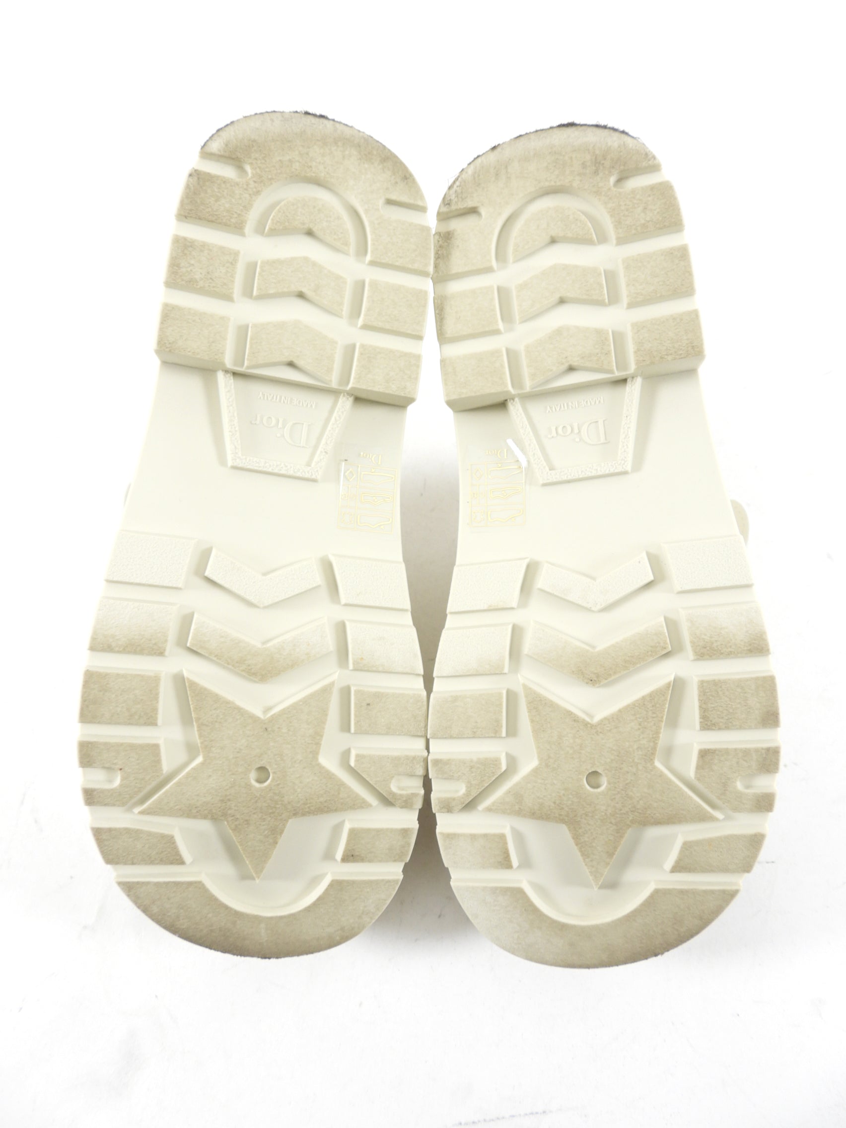 Christian Dior Diorquake Ivory Leather Clog Sandals Size 37 | Luxury Designer Slide Sandals for Women | Perfect for Summer, Beach & Casual Outings