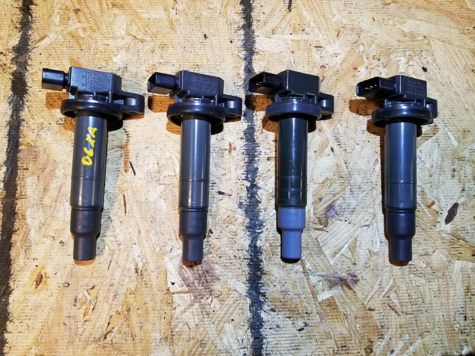 04 05 06 Scion Xa Ignition Coil Set - 4pcs OEM Replacement Parts for Smooth Engine Performance - Perfect for DIY Auto Repair & Maintenance