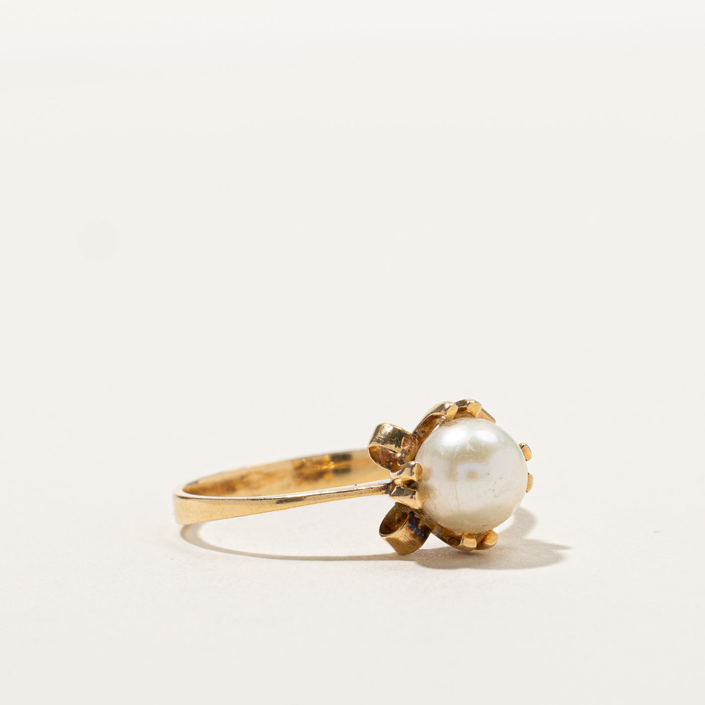 Solitaire Pearl Ring for Women - 8.5 Size | Elegant White Pearl Engagement & Wedding Band Jewelry Gift | Perfect for Anniversaries, Proposals & Special Occasions