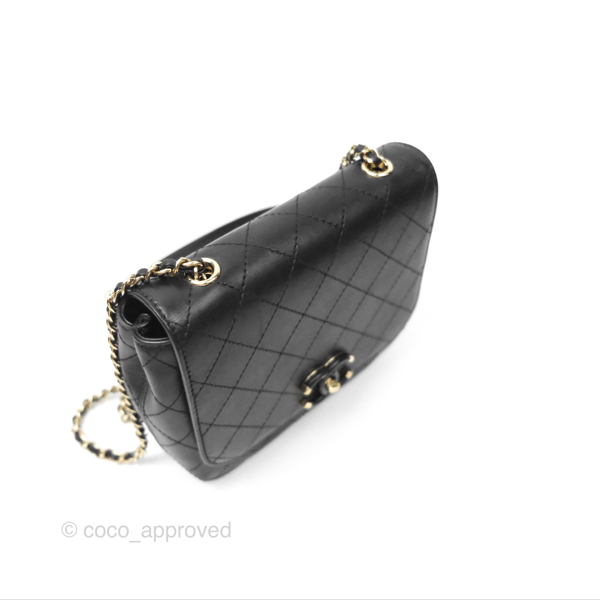 Authentic Chanel Small Flap Bag in Black Calfskin Leather - Perfect for Evening Events & Luxury Fashion Accessories