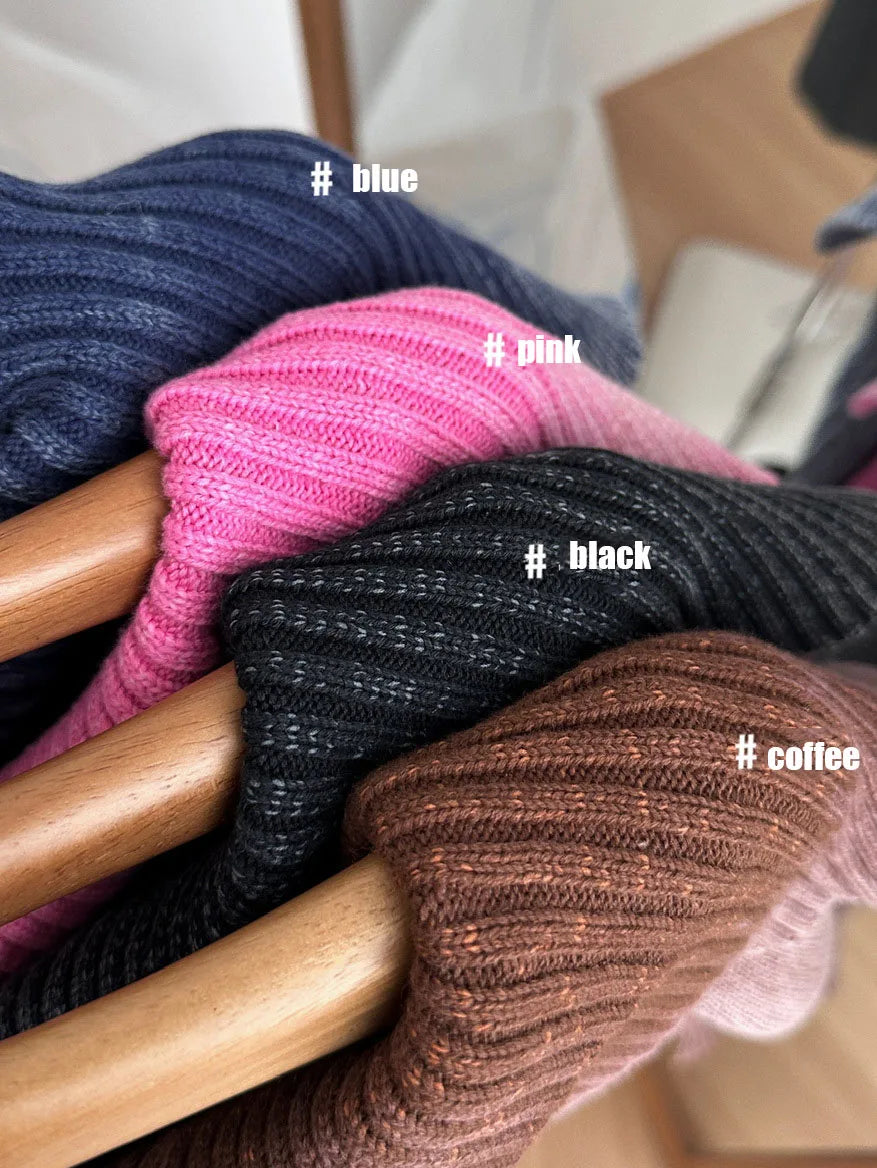 Y2K Knitted Women's Cardigan Sweater - Slim Fit Cropped Top with Turn-Down Collar & Double Zippers | Fall Fashion for Casual Outfits, Date Nights & Streetwear Looks