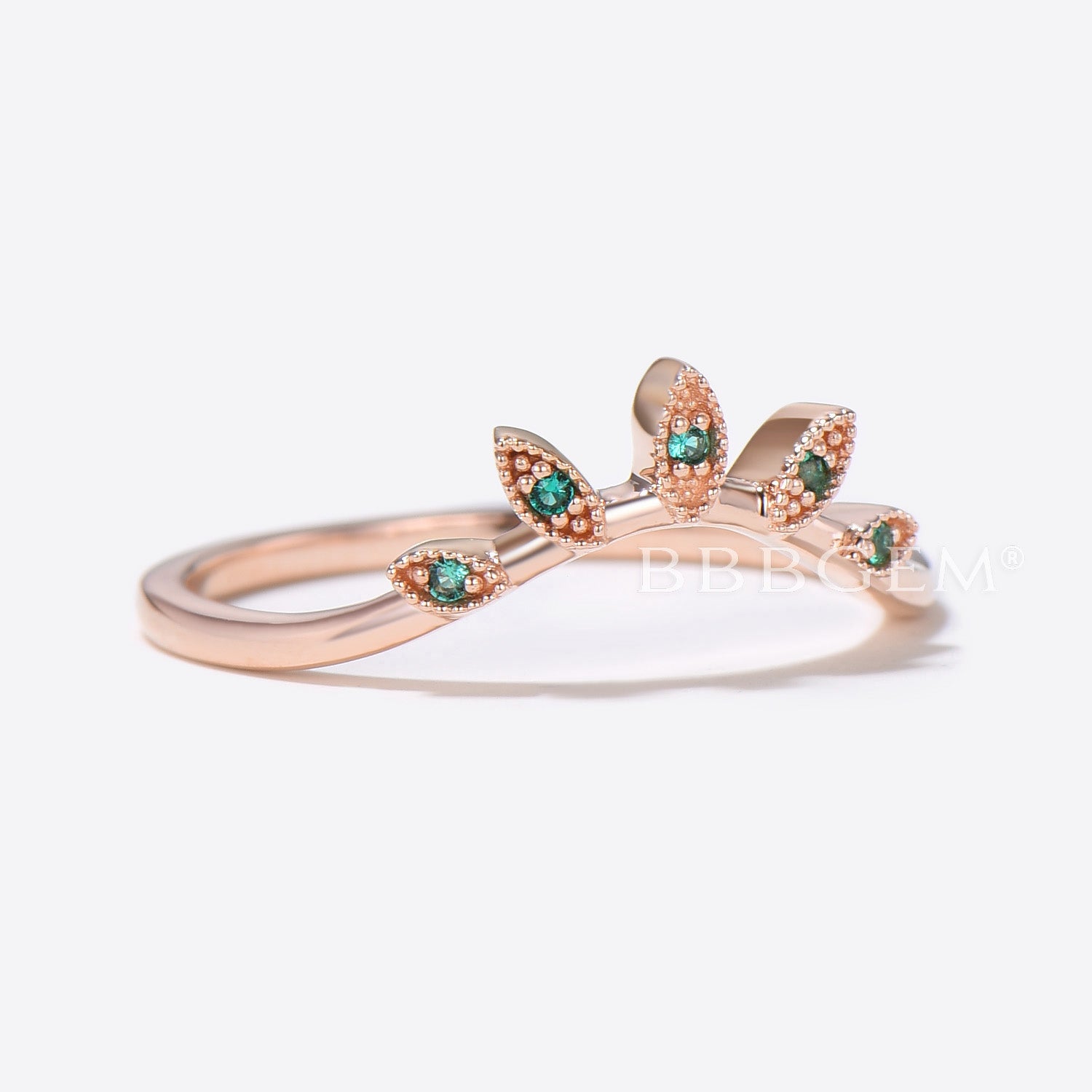 Elegant Curved Emerald Wedding Band - Marquise Shaped Milgrain Engagement Ring for Women | Perfect Matching Set for Bridal Jewelry & Anniversary Gifts