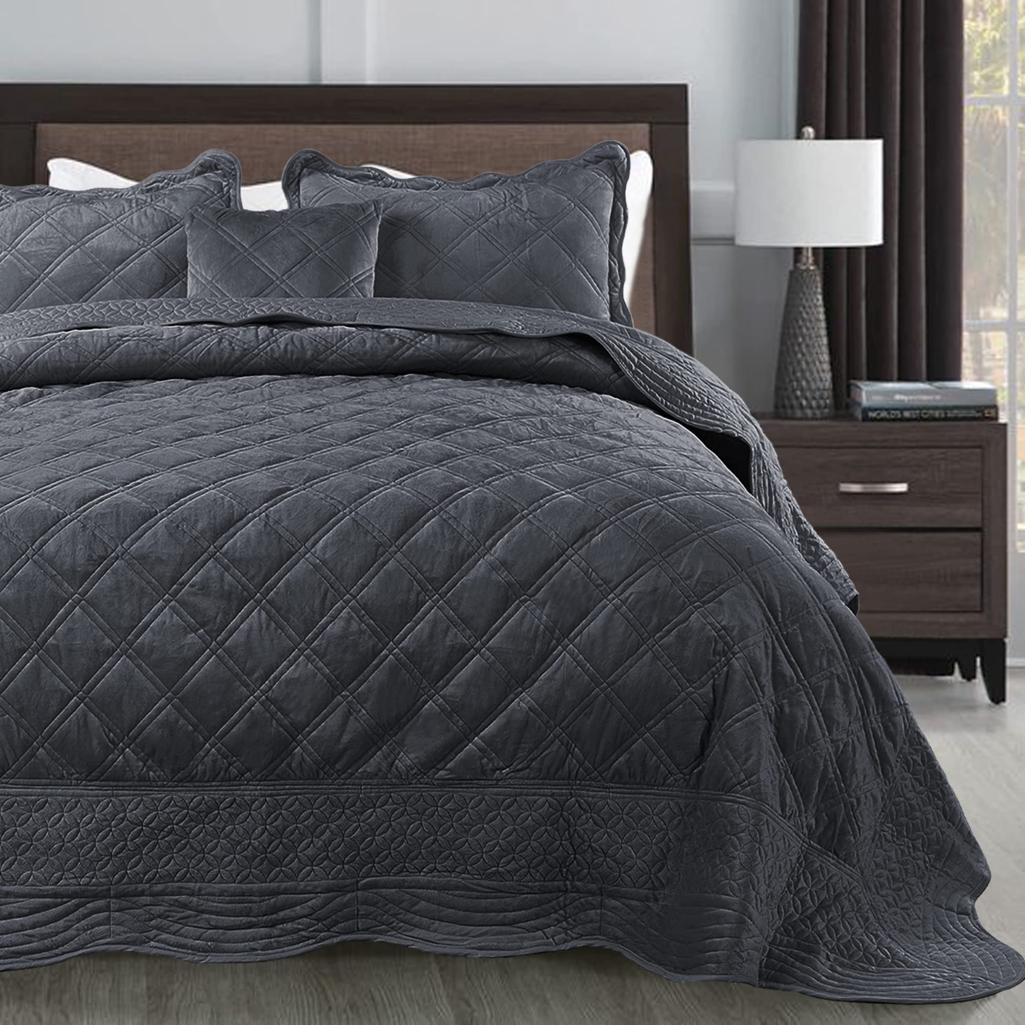 Super Soft Microplush 4-Piece Queen Bedspread Set – 110