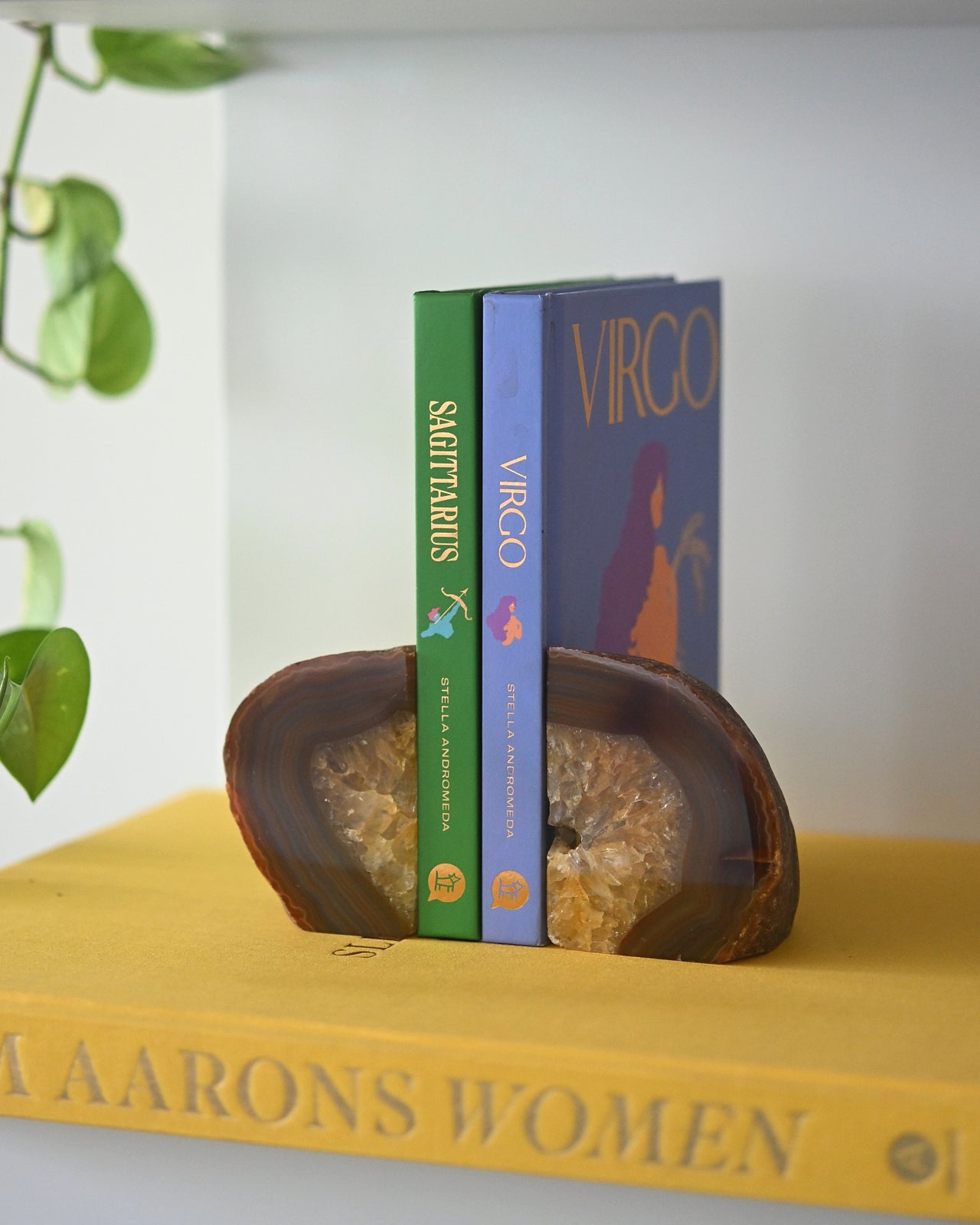 Handcrafted Agate Bookends Set - Natural Stone Book Holder for Shelves, Home & Office Decor - Perfect for Organizing Books, Displaying Crystals & Enhancing Feng Shui