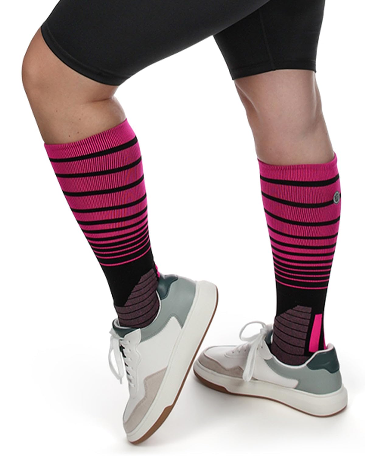 MeMoi Women's Gradient Striped Knee High Compression Socks - Moderate Support for Running, Hiking & Travel - Moisture-Wicking Nylon Performance Socks for Athletes & Nurses