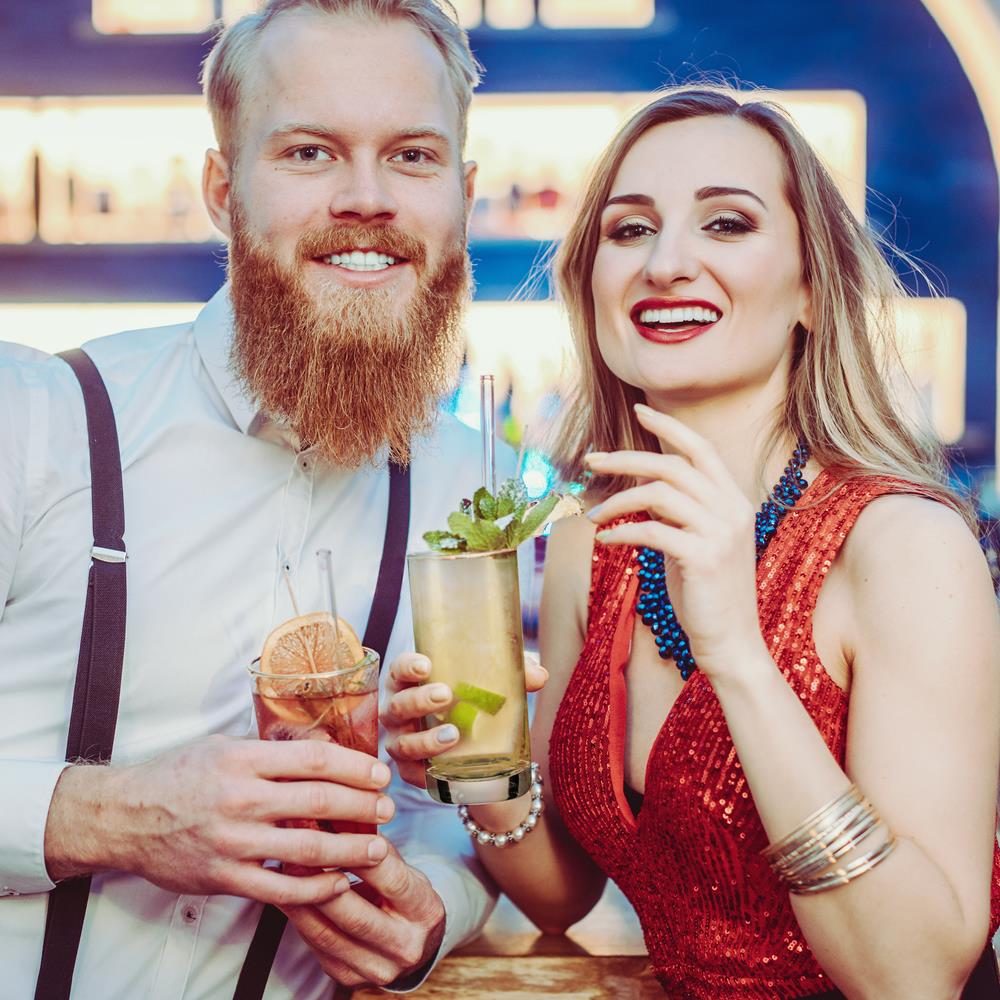 Premium Clear Highball Drinking Glasses - 16oz Tall Bar Glasses for Cocktails, Iced Tea & Smoothies - Perfect for Home Bars, Parties & Restaurants