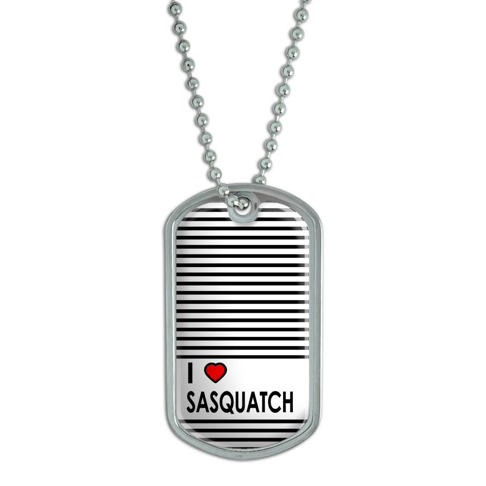 I Love Heart Sasquatch Bigfoot Military Dog Tag Luggage Keychain - Durable Metal Keyring for Travel, Backpack & Keys - Perfect Gift for Outdoor Enthusiasts & Bigfoot Fans