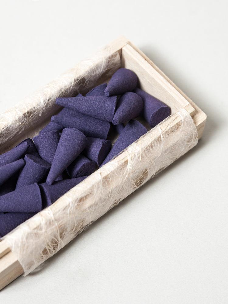 Premium Japanese Dry Garden Cone Incense - 21-Piece Box Set for Meditation, Yoga & Home Aromatherapy | Zen Decor & Relaxation Gift Idea