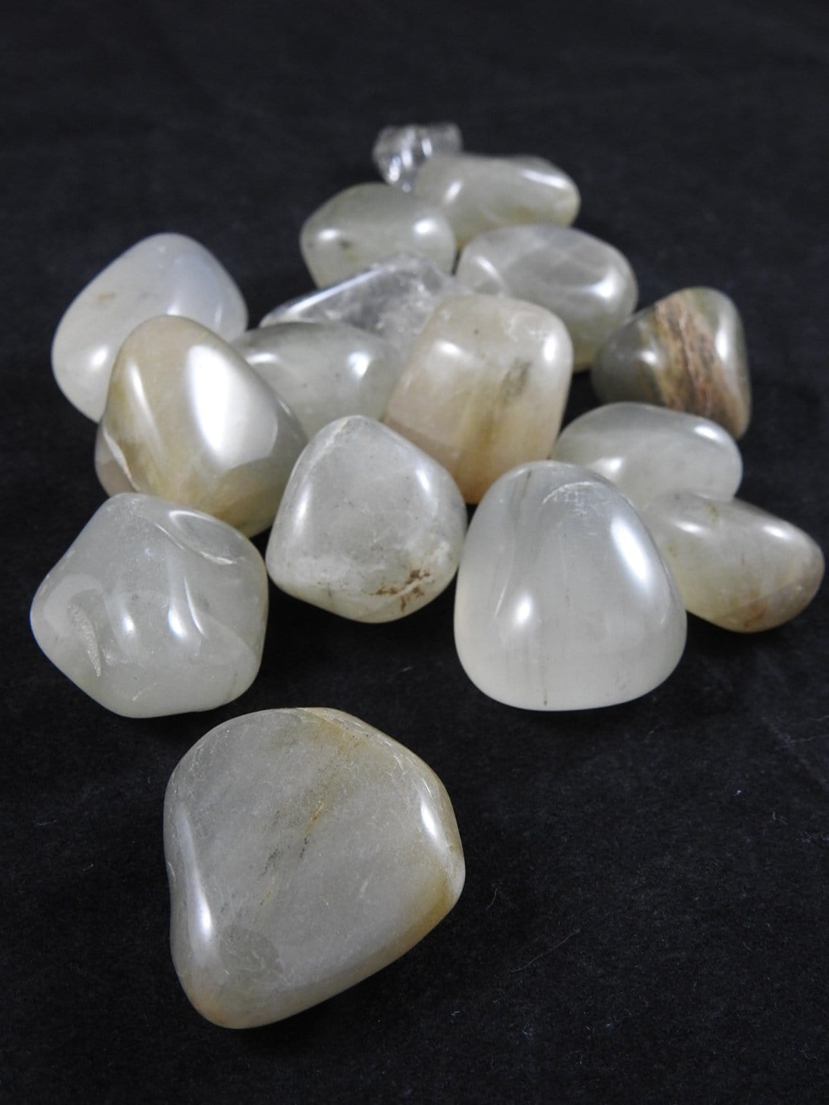 Natural Chlorite Quartz Tumbled Stones - Healing Crystals for Meditation, Reiki & Energy Work - Perfect for Home Decor, Jewelry Making & Spiritual Practices