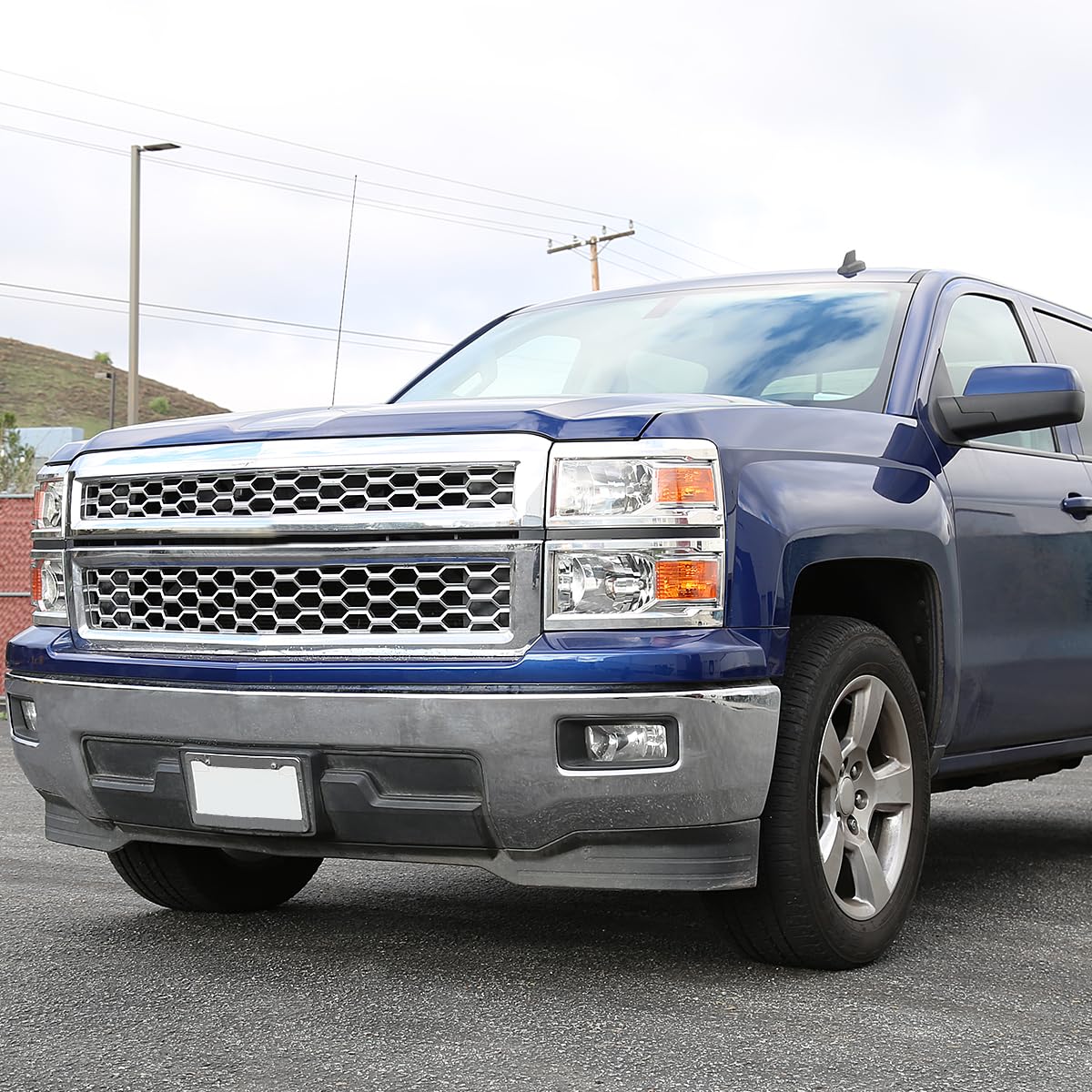 Spec-D Tuning Chrome Headlights with Chrome Trim for 2014-2015 Chevy Silverado 1500 - Left & Right Pair Headlight Assembly - Upgrade Your Truck's Style & Night Visibility