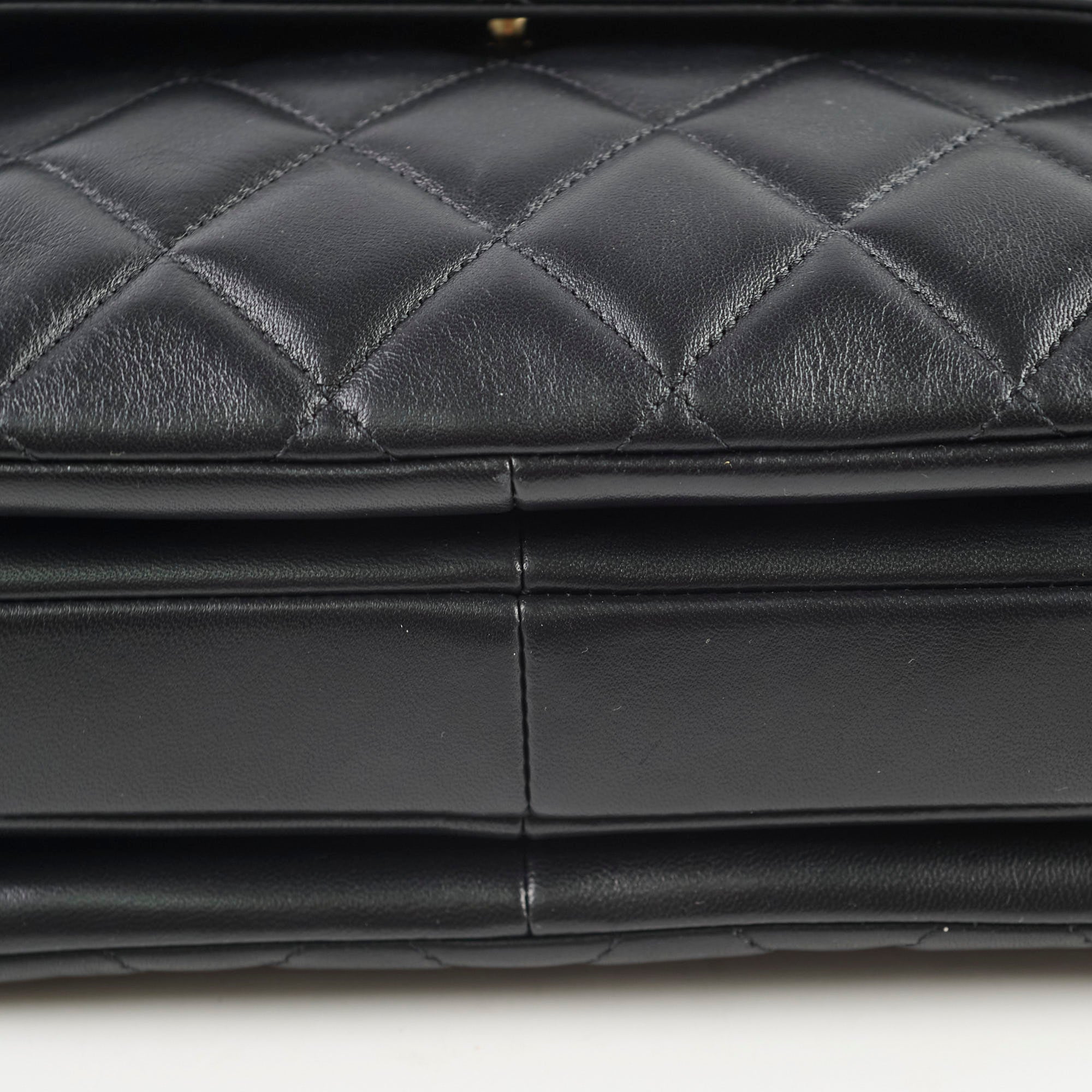 Chanel Trendy CC Small Black Leather Crossbody Bag for Women - Luxury Designer Handbag for Evening Out, Party & Special Occasions