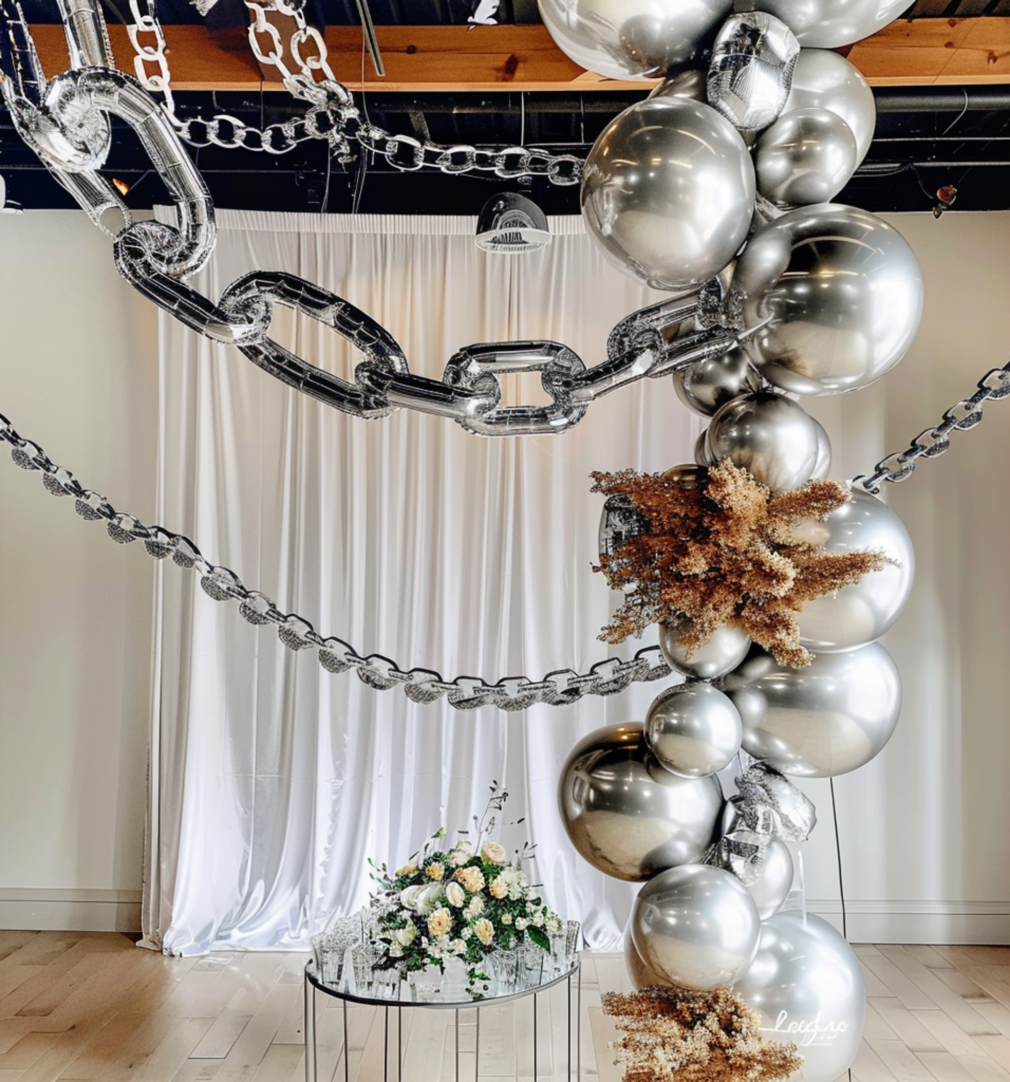 16ft Silver Jumbo Chain Link Balloons - 30 Pack 8x12 Inch Durable Foil Balloon Chains for 90s Hip Hop Party Decor, Birthday, Graduation & Event Decorations | Perfect for Photo Backdrops, Ceiling Decor & Themed Parties