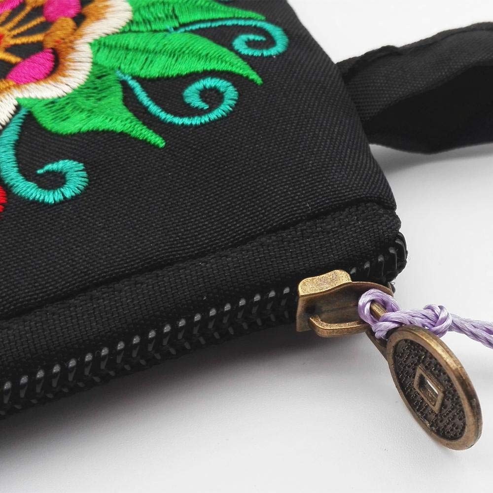 Elegant Embroidery Flower Clutch Purse for Women - Stylish Evening Bag, Wristlet Handbag & Summer Beach Wallet | Perfect for Parties, Weddings & Vacation Accessories