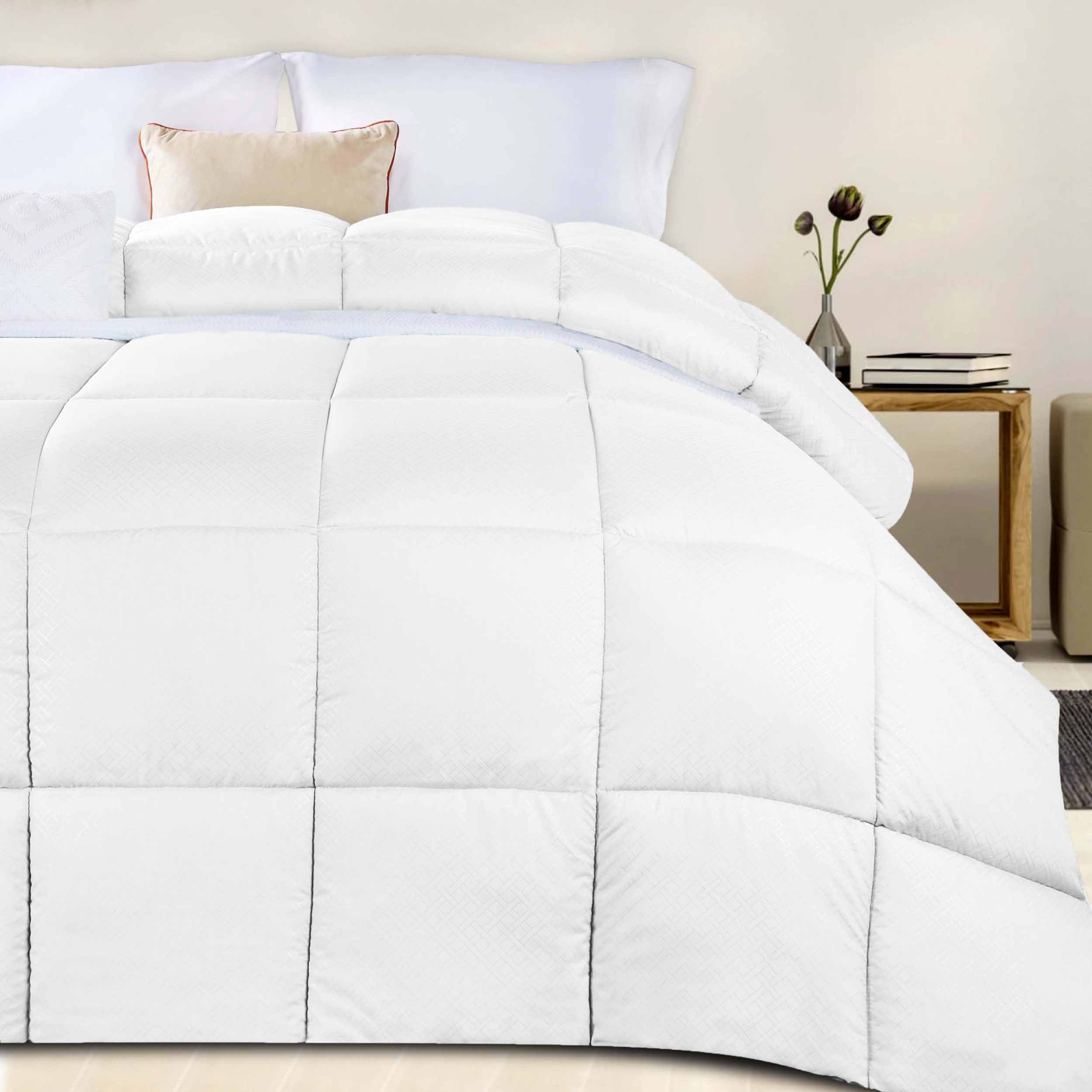 Luxury Basketweave Plush Down Alternative Comforter - Hypoallergenic & Breathable All-Season Bedding for Master Bedroom, Guest Room & Dorm
