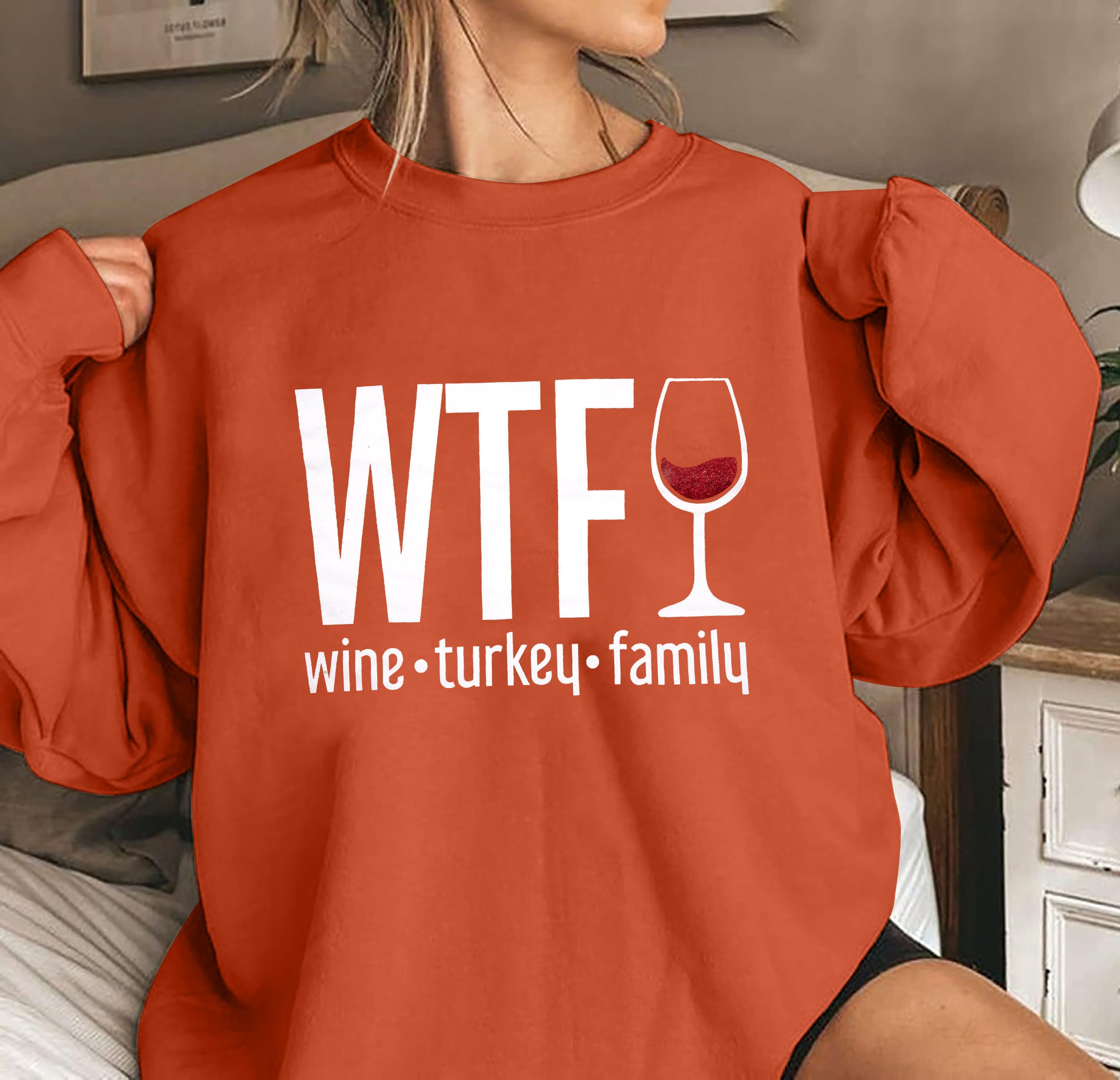 UNIQUEONE Thanksgiving Turkey Women's Sweatshirt - Funny WTF Turkey Family Sweater, Fall Crewneck Pullover for Women | Perfect for Thanksgiving Gatherings, Family Photos & Autumn Outfits