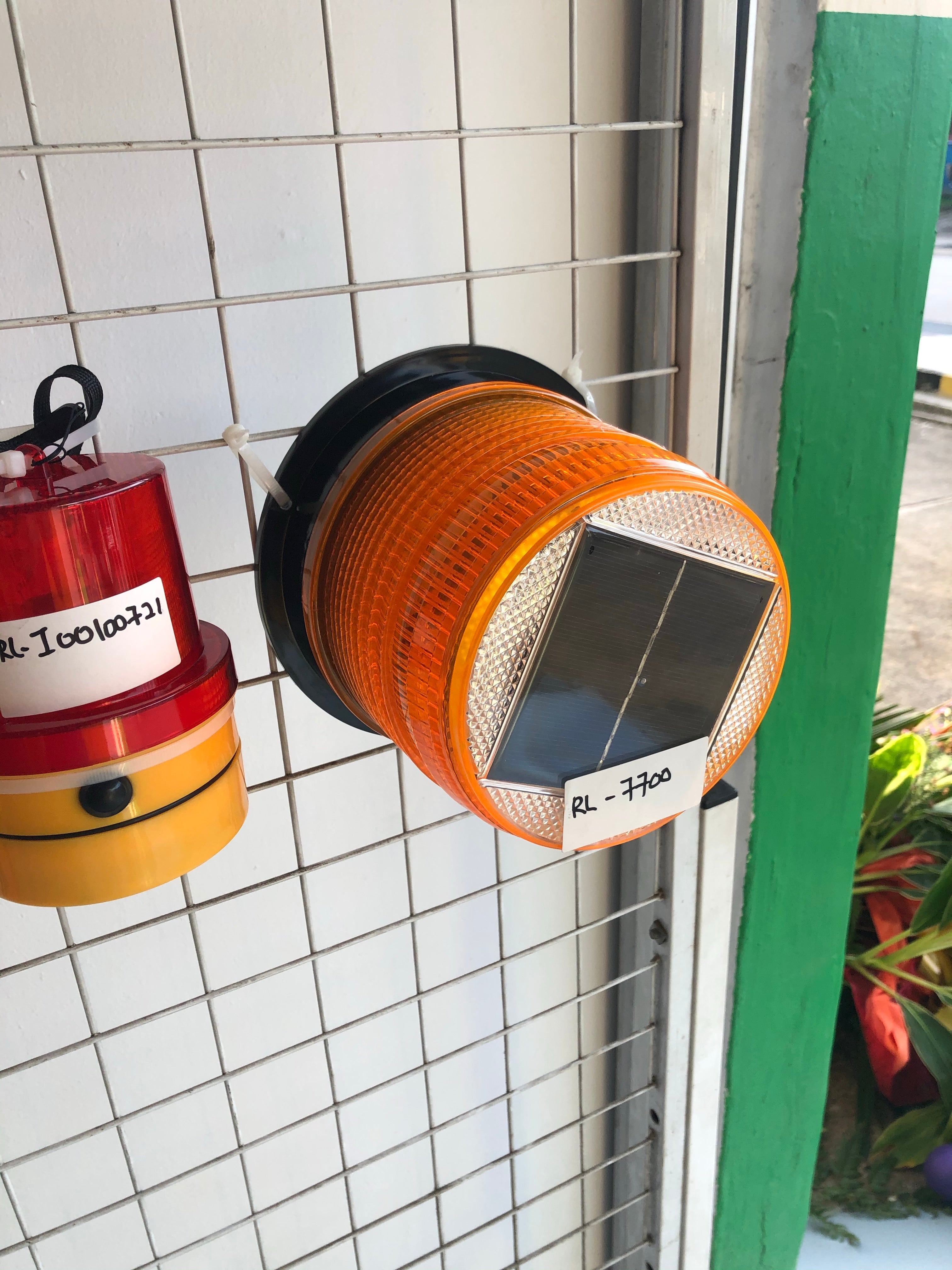 Aiko 180mm Revolving Warning Lamp with Magnetic Base - Solar Powered Safety Light (Model RL-7700) for Construction Sites, Emergency Vehicles & Hazardous Areas