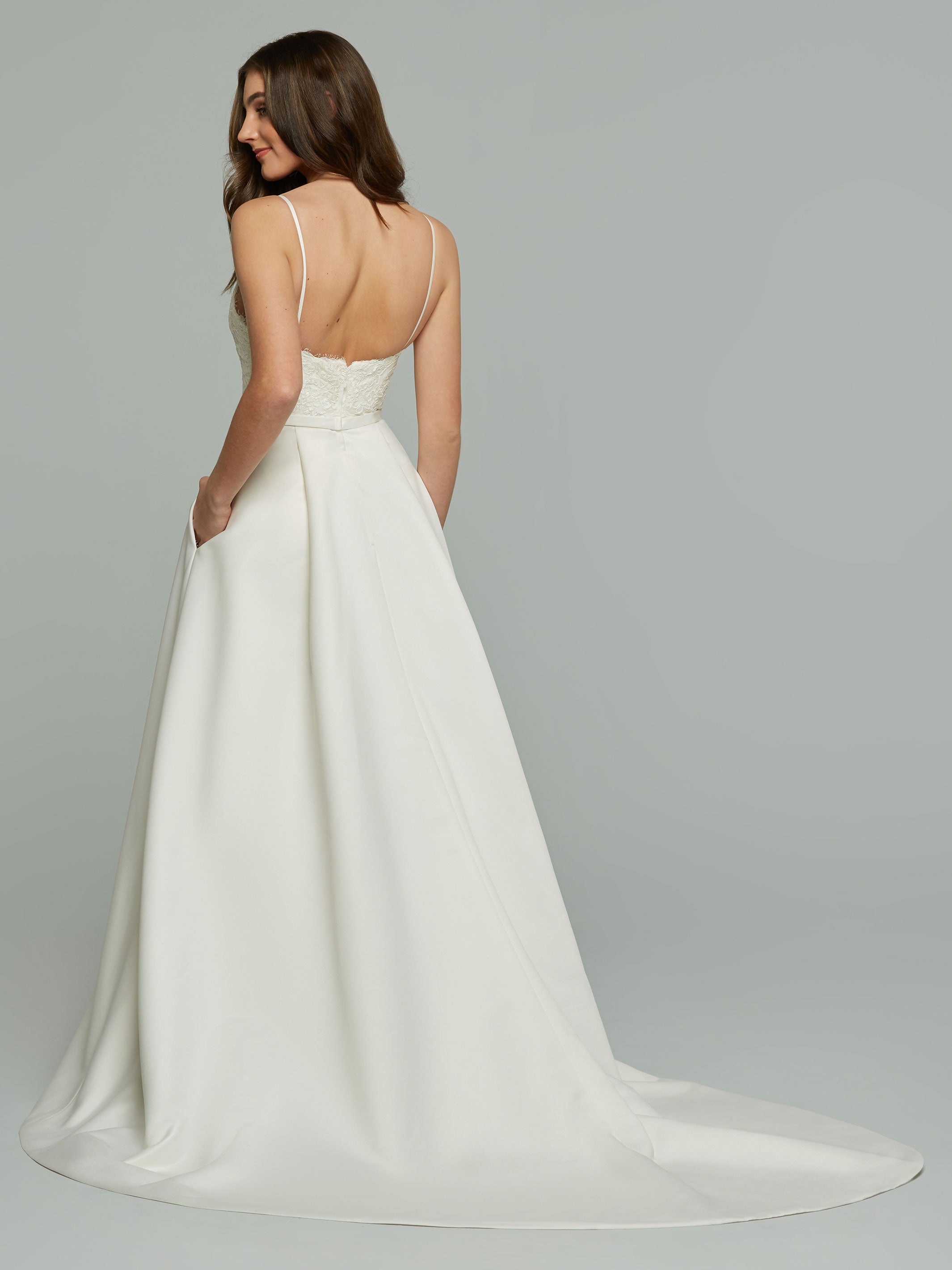 Elegant Oakley V-Neck Satin Wedding Gown - Perfect for Bridal Ceremony, Formal Events & Special Occasions