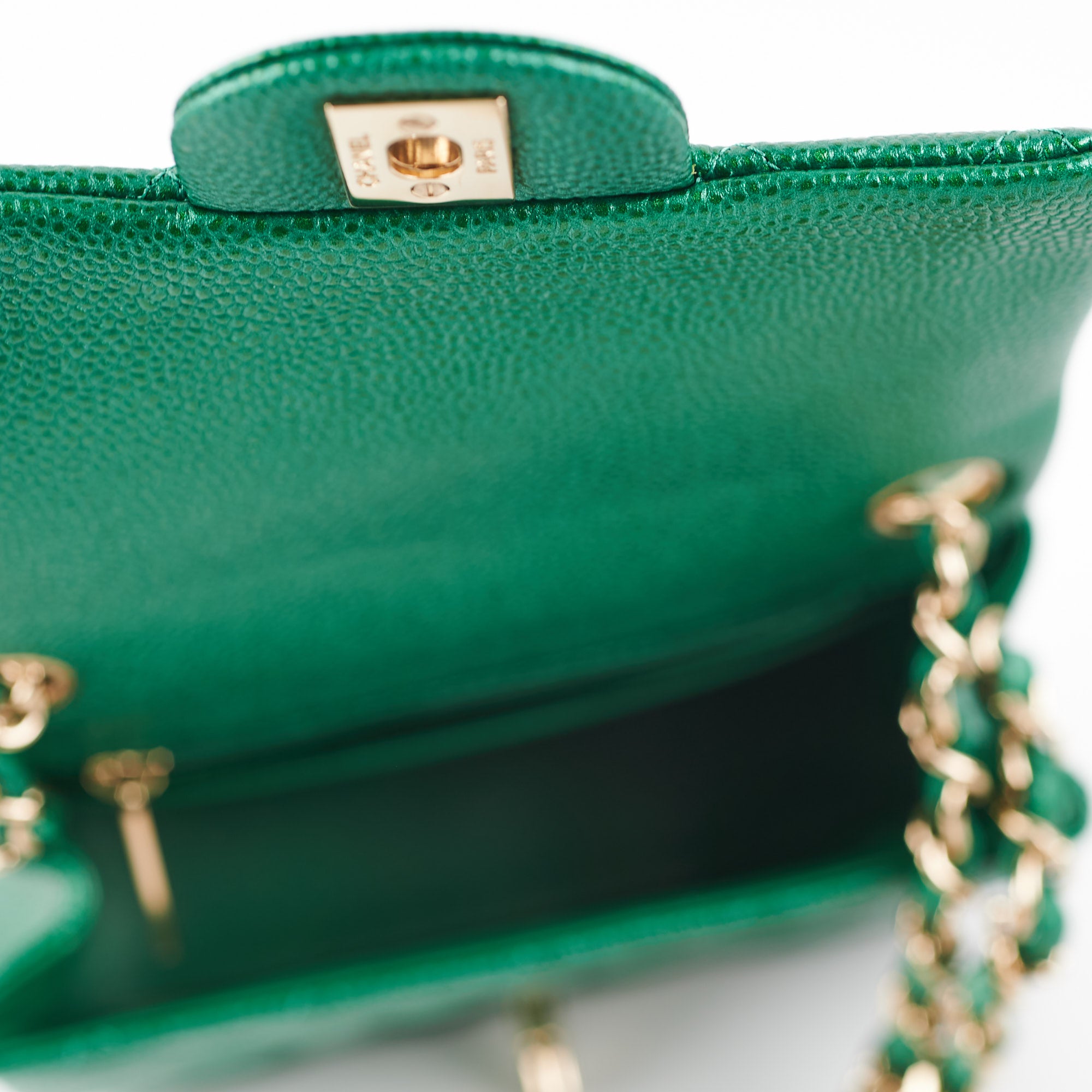 Chanel Quilted Caviar Mini Square Bag 18S Emerald Green - Luxury Crossbody Purse for Women, Perfect for Parties, Dating & Evening Events
