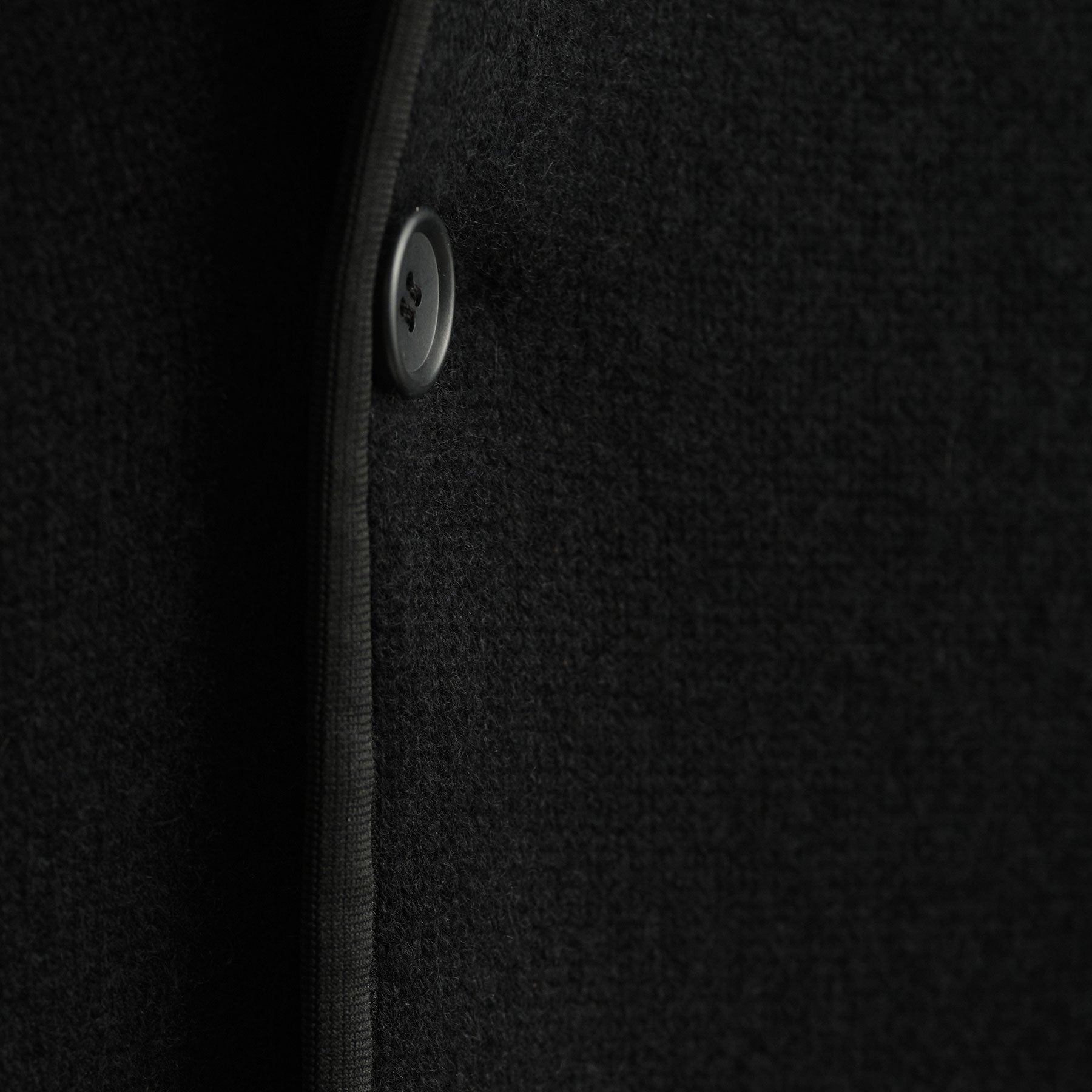 Premium Insulated Cashmere Knit Coat for Women - Warm Winter Jacket in Black | Cozy Outerwear for Cold Weather & Outdoor Activities
