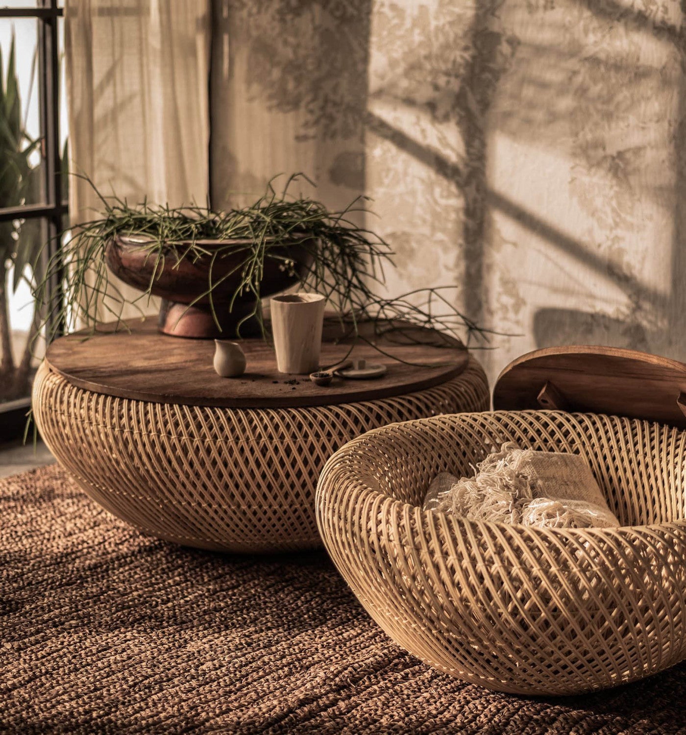 Natural Bayan Wave Coffee Table - Modern Wooden Living Room Furniture for Home Decor & Relaxation