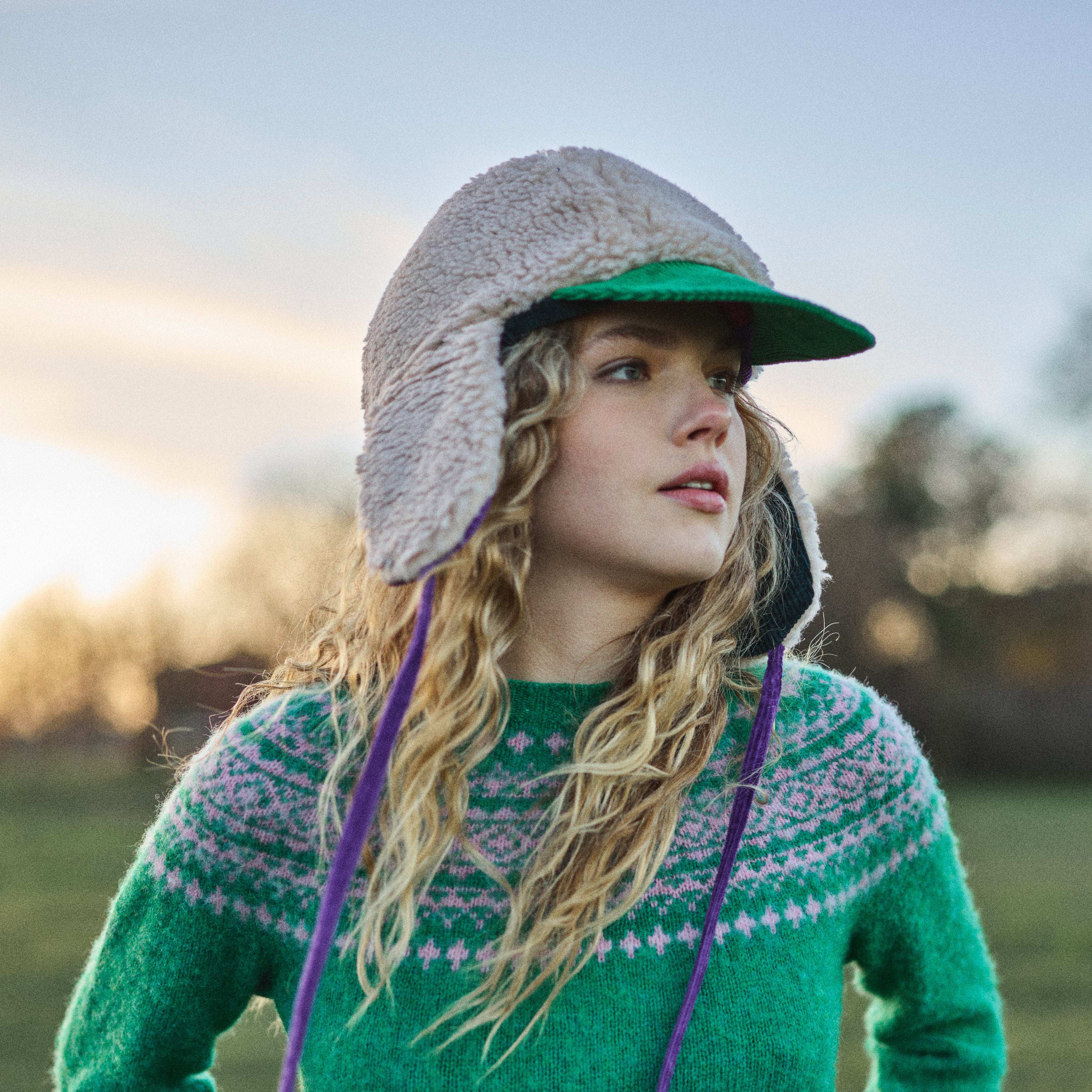 Lowie Colourblock Trapper Hat for Women & Men - Winter Warm Fleece Lined Ear Flap Hat - Outdoor Skiing Snowboarding Hiking Cold Weather Accessories