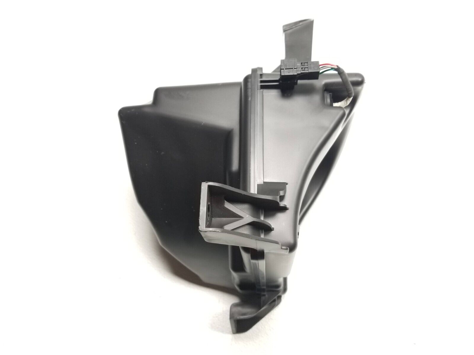 OEM Mercedes ML500 Harman Kardon Subwoofer A1648202202 - Premium Car Audio Upgrade for 2006-2011 ML Class | Perfect for Enhanced Bass & Sound System Replacement