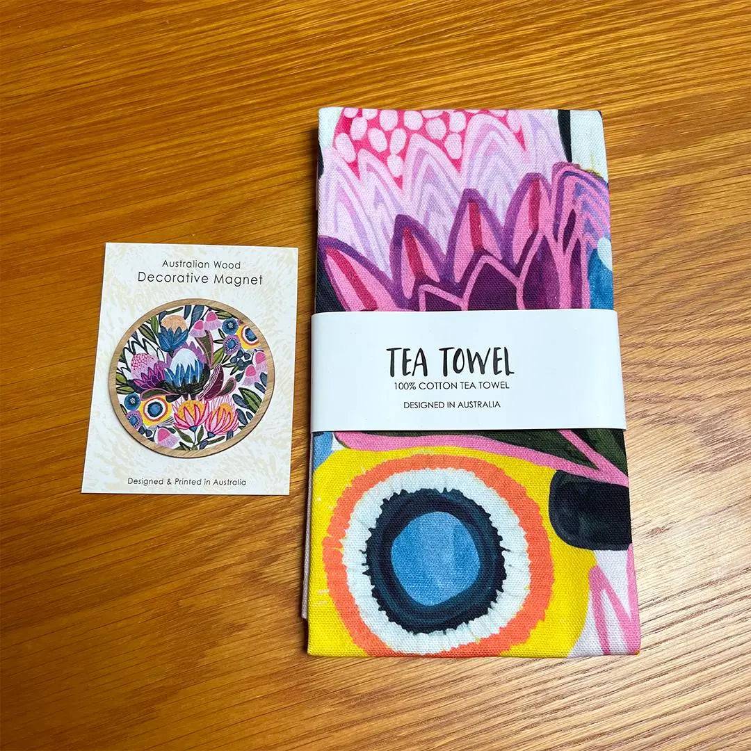 Premium Protea Magnifica Tea Towel & Fridge Magnet Set - Elegant Home Decor Gift for Kitchen & Housewarming - Perfect for South African Floral Theme Decorations