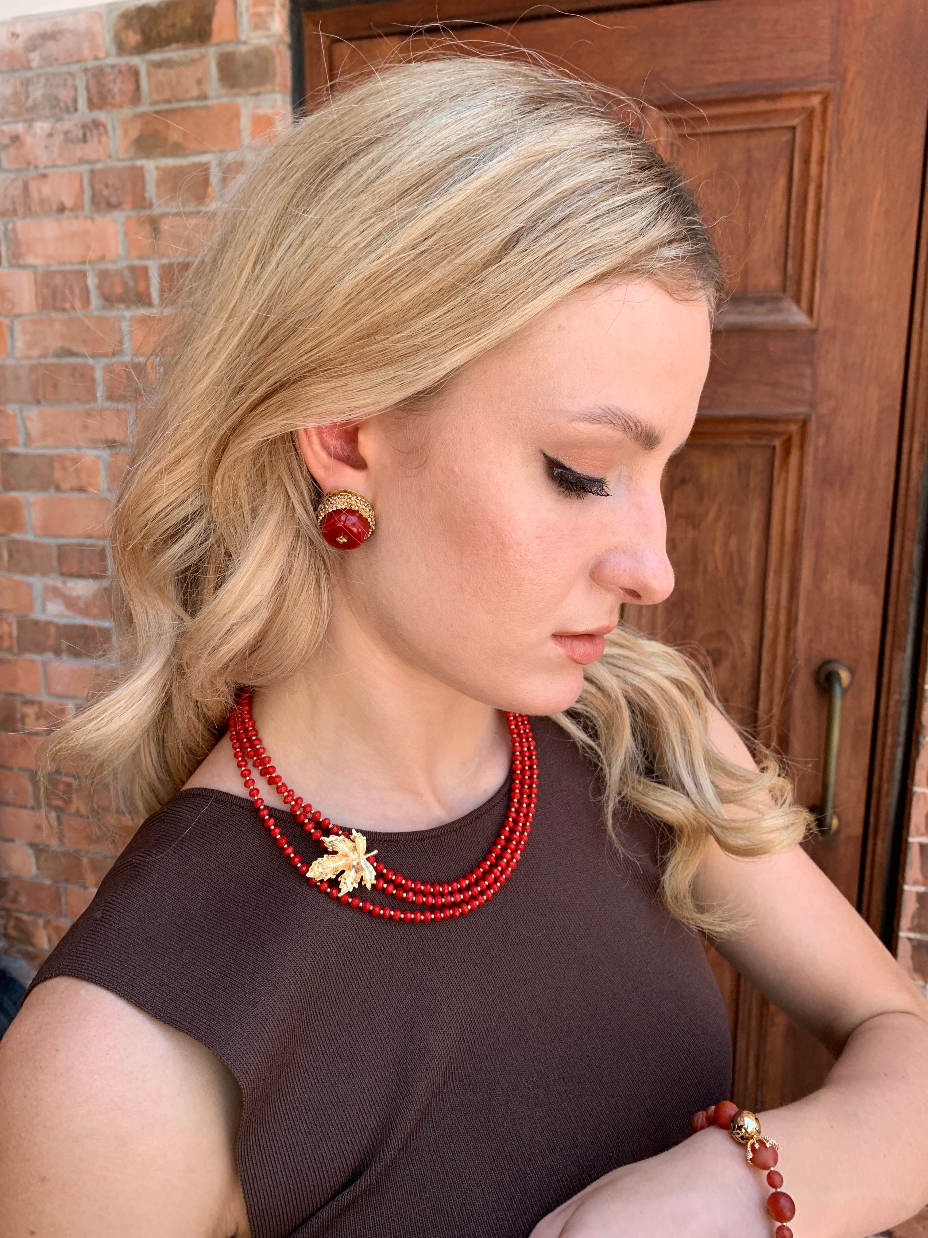 Red Coral Rhinestone Stud Earrings HE022 – Elegant Fashion Jewelry for Women, Perfect for Parties, Weddings & Daily Wear