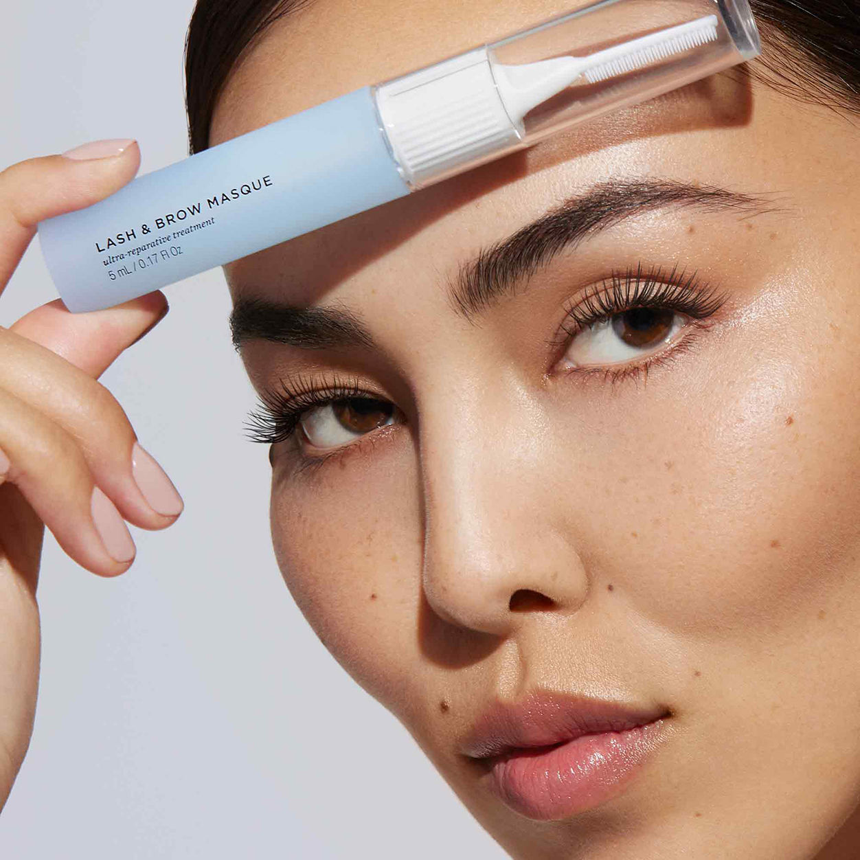 Best Lash & Brow Growth Serum for Longer, Thicker Eyelashes & Eyebrows - Natural Conditioning Treatment for Enhanced Beauty - Perfect for Daily Use & Special Occasions