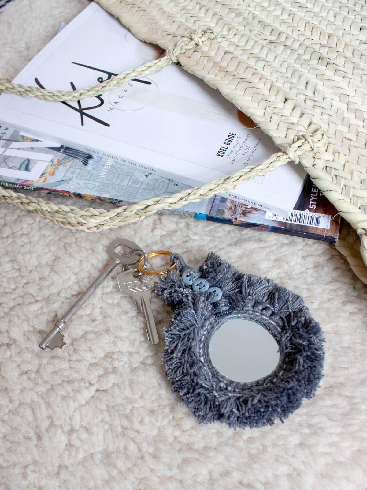 Stylish Tassel Mirror Keychains for Women - Compact Hand Mirror & Keyring Combo - Perfect for Purse, Handbag, Makeup Touch-Ups On The Go