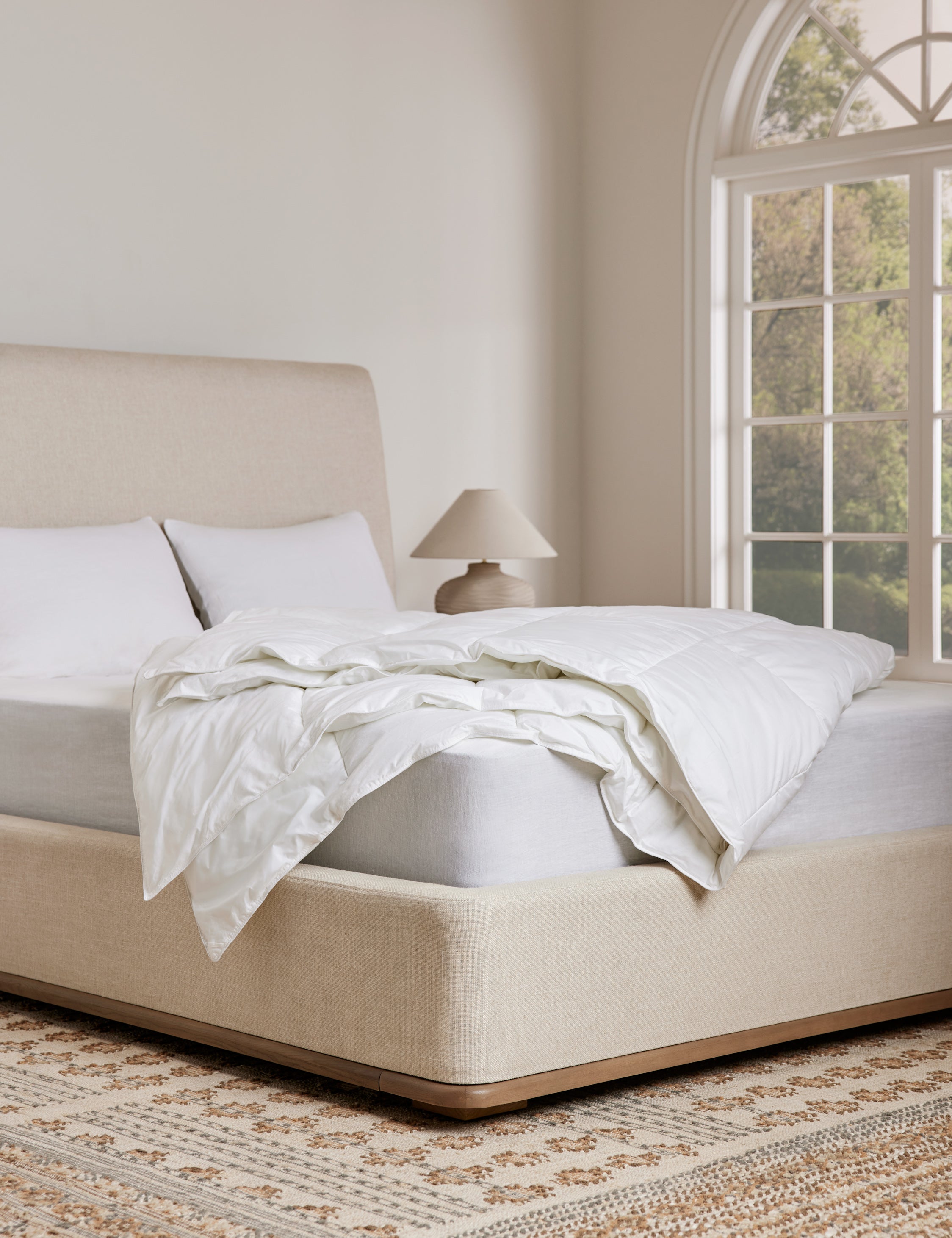 Premium Everyday Down Duvet Insert - All-Season Comfort with 100% Hypoallergenic White Goose Down - Perfect for Bedroom, Guest Room & Cozy Home Decor
