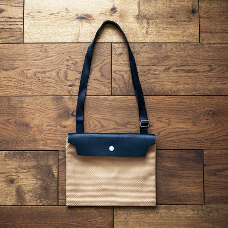 Brown/Black