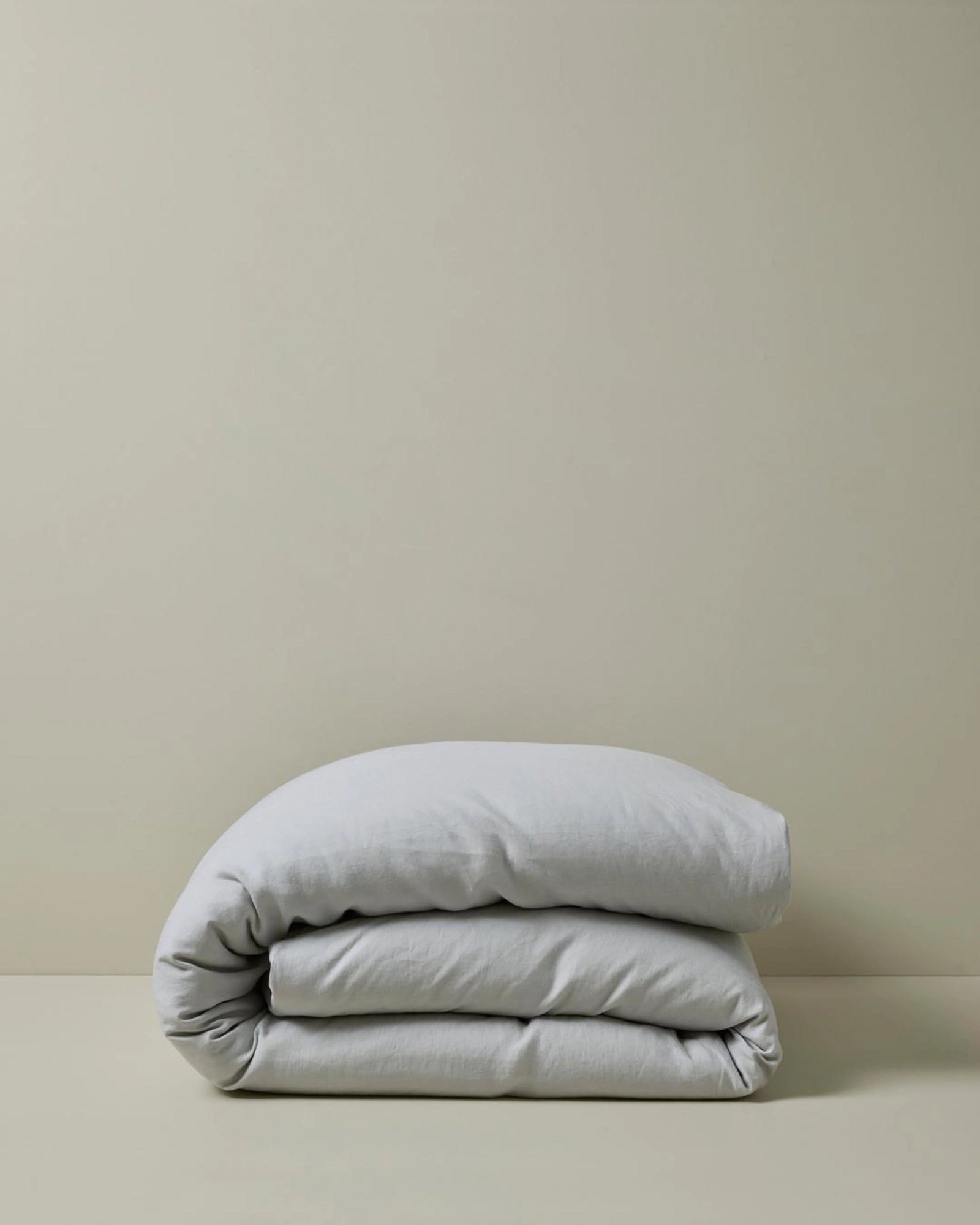Ravello Silver Quilt Cover Set - Luxurious Bedding for Master Bedroom & Guest Room Decor