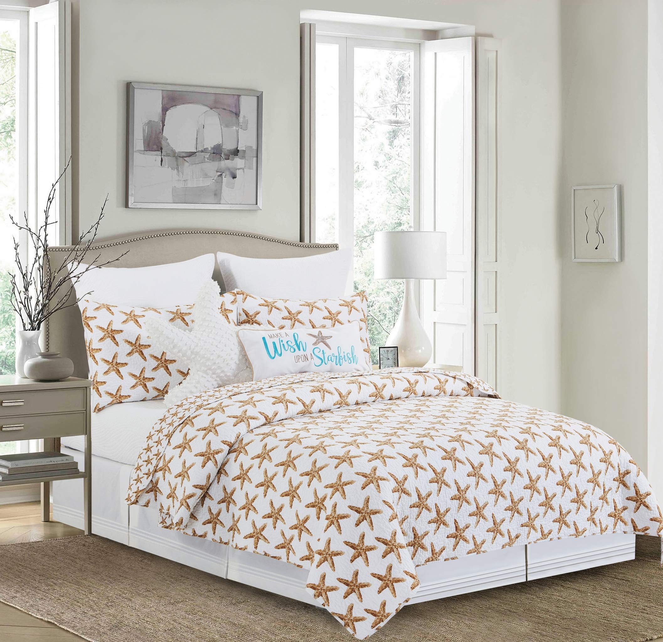 Starfish King 3-Piece Quilt Set - Reversible Coastal Beach Bedspread | Lightweight Summer Bedding | Machine Washable White Coverlet for King Size Beds | Perfect for Beach House, Coastal Decor & Guest Room Makeover