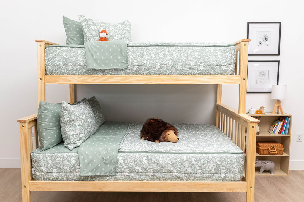 Into The Woods Zipper Bedding Set - Soft & Breathable Bed Sheets with Zipper Closure - Perfect for Kids, Teens & Adults - Ideal for Bedrooms, Dorms & Guest Rooms