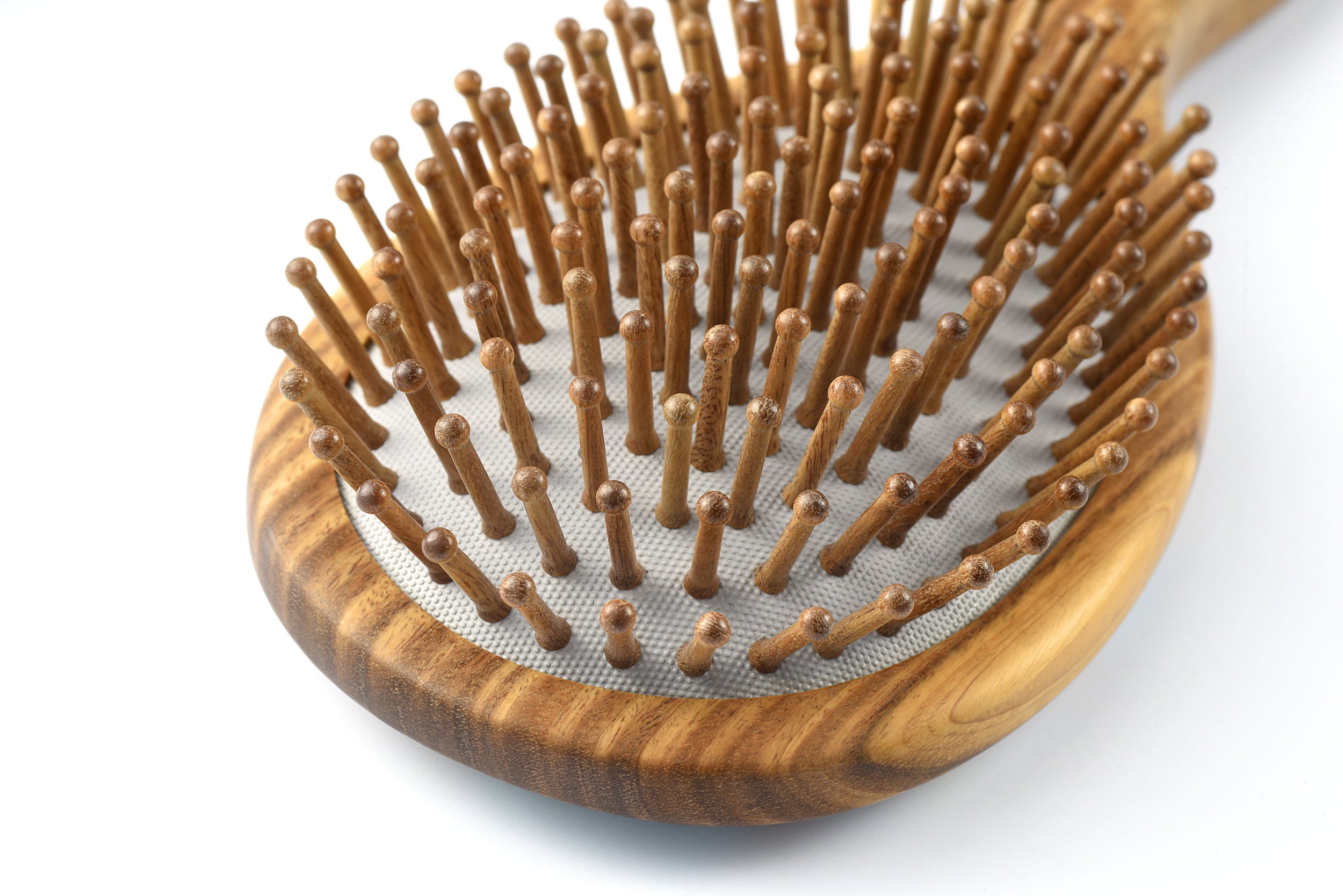 Verawood Cushion Hair Brush - Gentle Detangling & Styling for All Hair Types - Perfect for Home, Salon & Travel Use