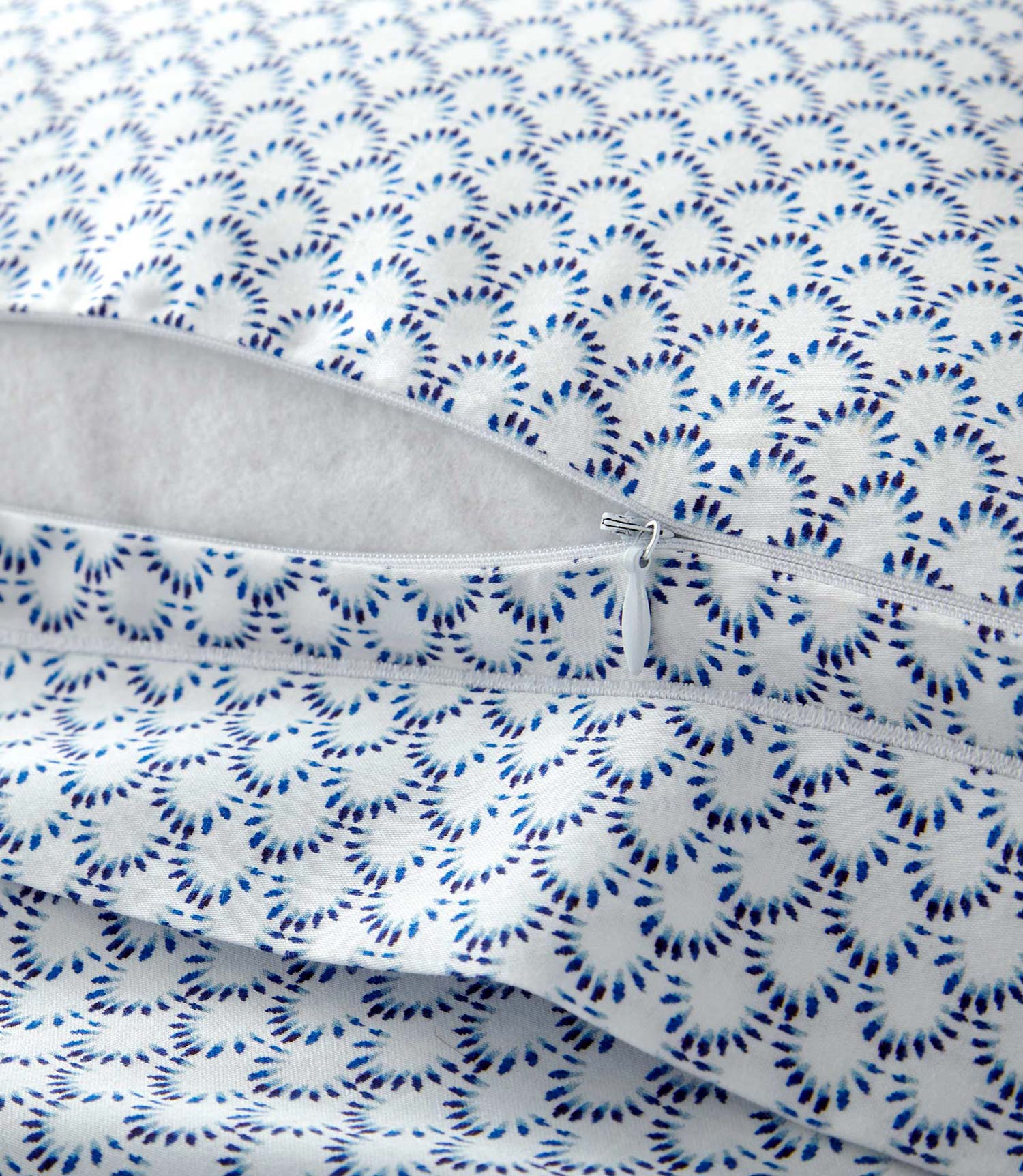 Luxury Classic Printed Duvet Cover Set - Queen Size Bedding with Pillowcases - Soft & Breathable Cotton - Perfect for Master Bedroom, Guest Room & Dorm Decor