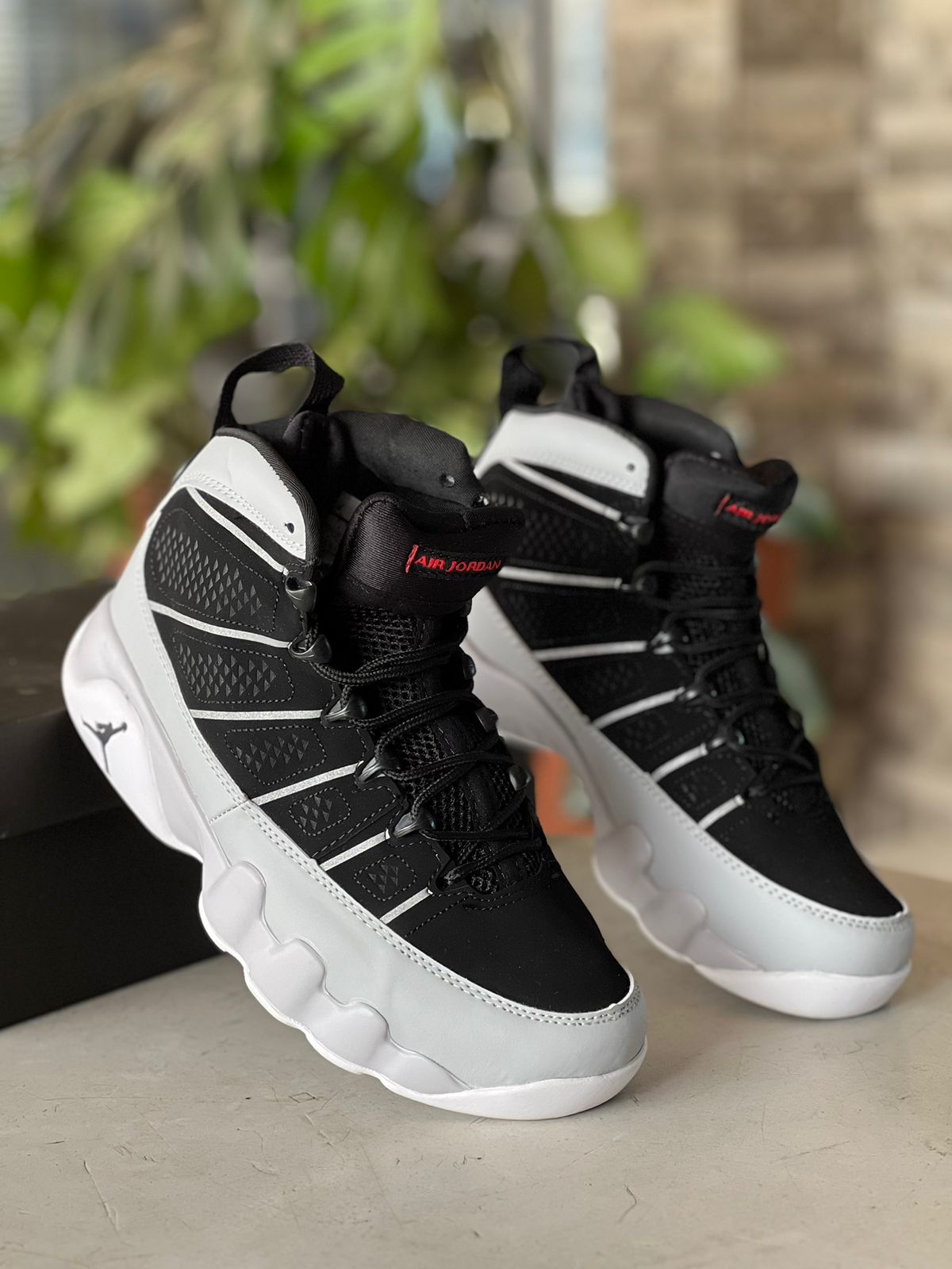Air Jordan 9 Retro Sneakers for Men - Particle Grey Basketball Shoes for Running & Streetwear Fashion
