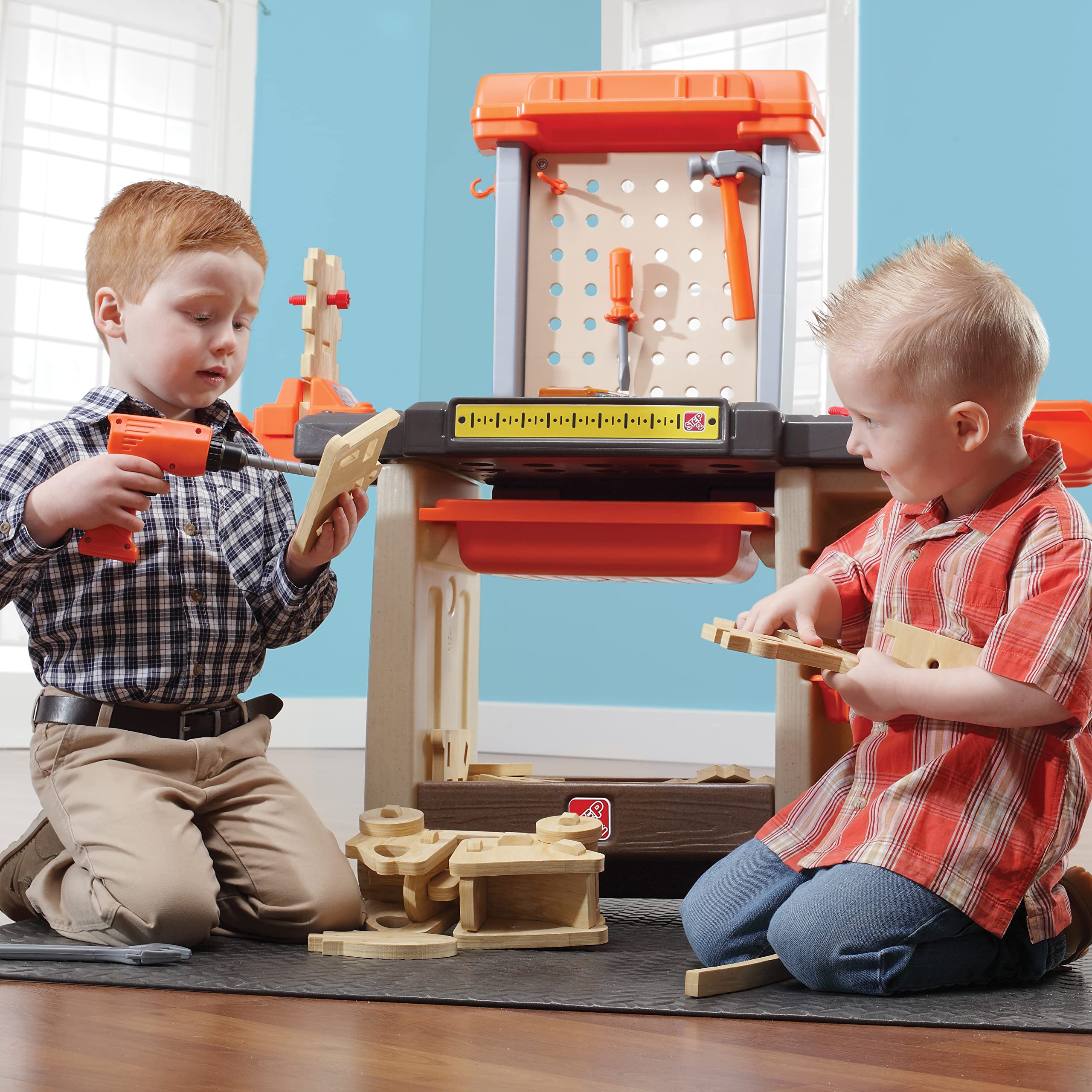 Step2 Handyman Kids Workbench - Durable Plastic Indoor/Outdoor Toy Tool Bench with 35-Piece Accessories & Interactive Sounds for Toddlers 3+ Years | Pretend Play, DIY Projects, Early Learning & Outdoor Backyard Fun