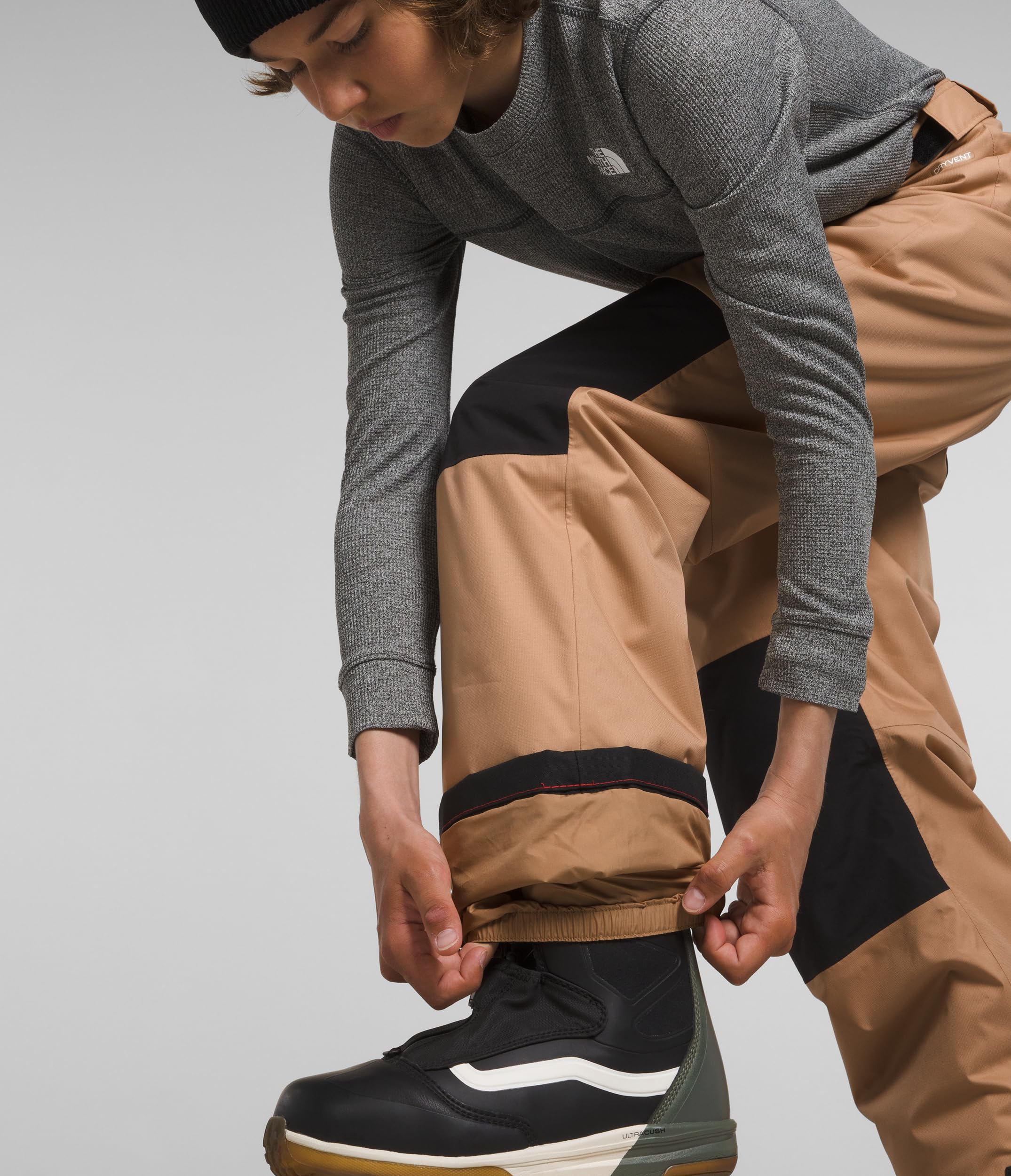 THE NORTH FACE Boys' Freedom Insulated Winter Snow Pants - Waterproof, Windproof & Warm for Skiing, Snowboarding & Outdoor Adventures