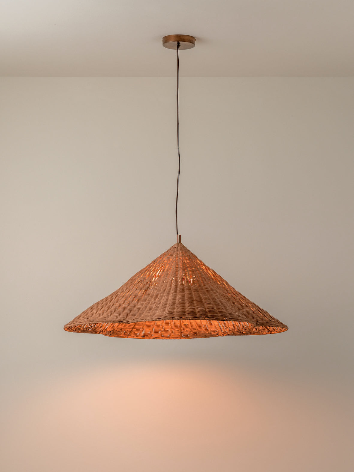 Bardi Oversized Scalloped Rattan Pendant Light - Natural Woven Texture for Boho Chic Dining Room, Kitchen Island or Bedroom Lighting
