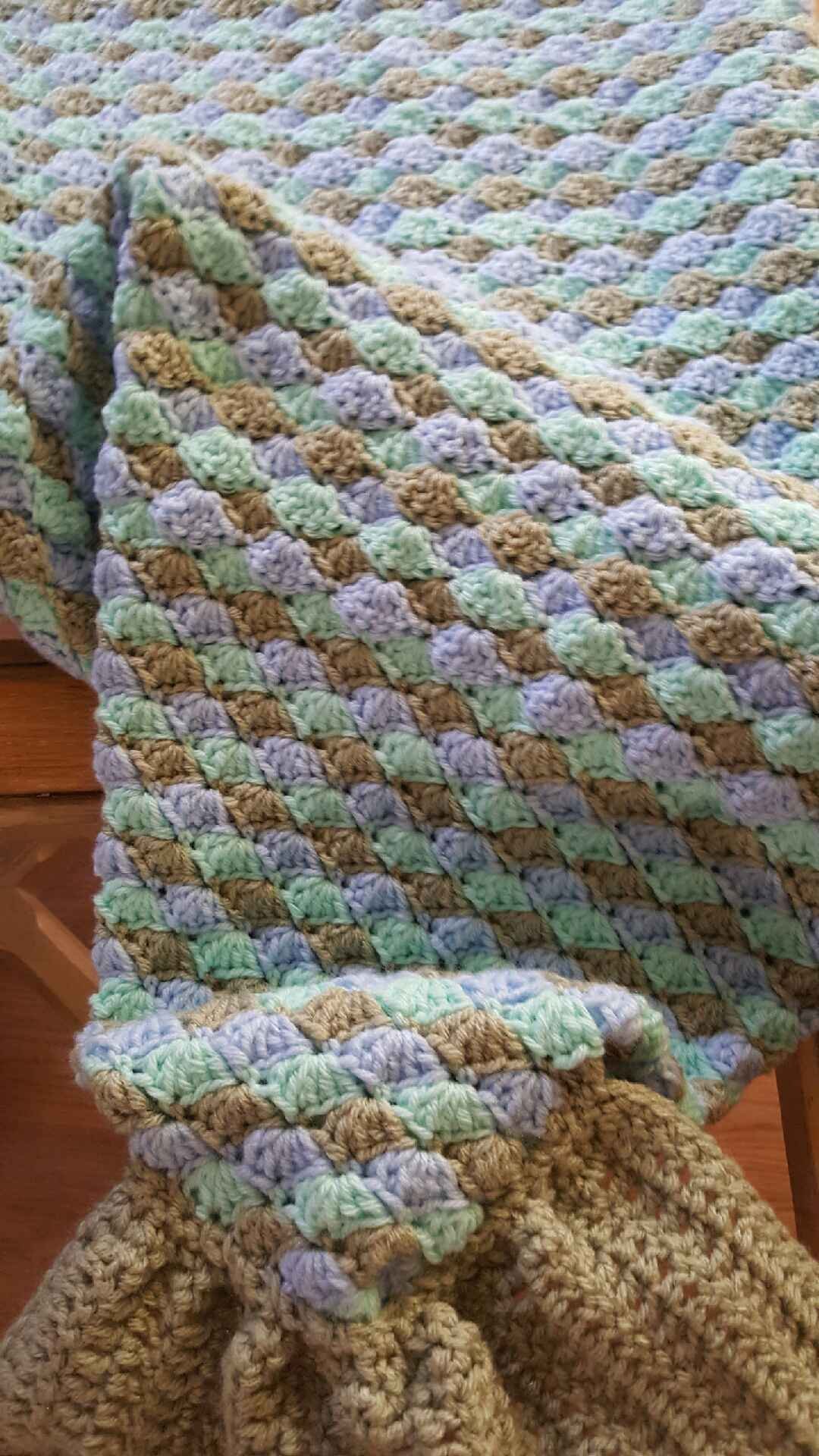 Handmade Crochet Mermaid Tail Blanket - Soft Yarn Knitting for Adults & Kids - Perfect for Cozy Home Decor, Photo Props, and Gift Giving