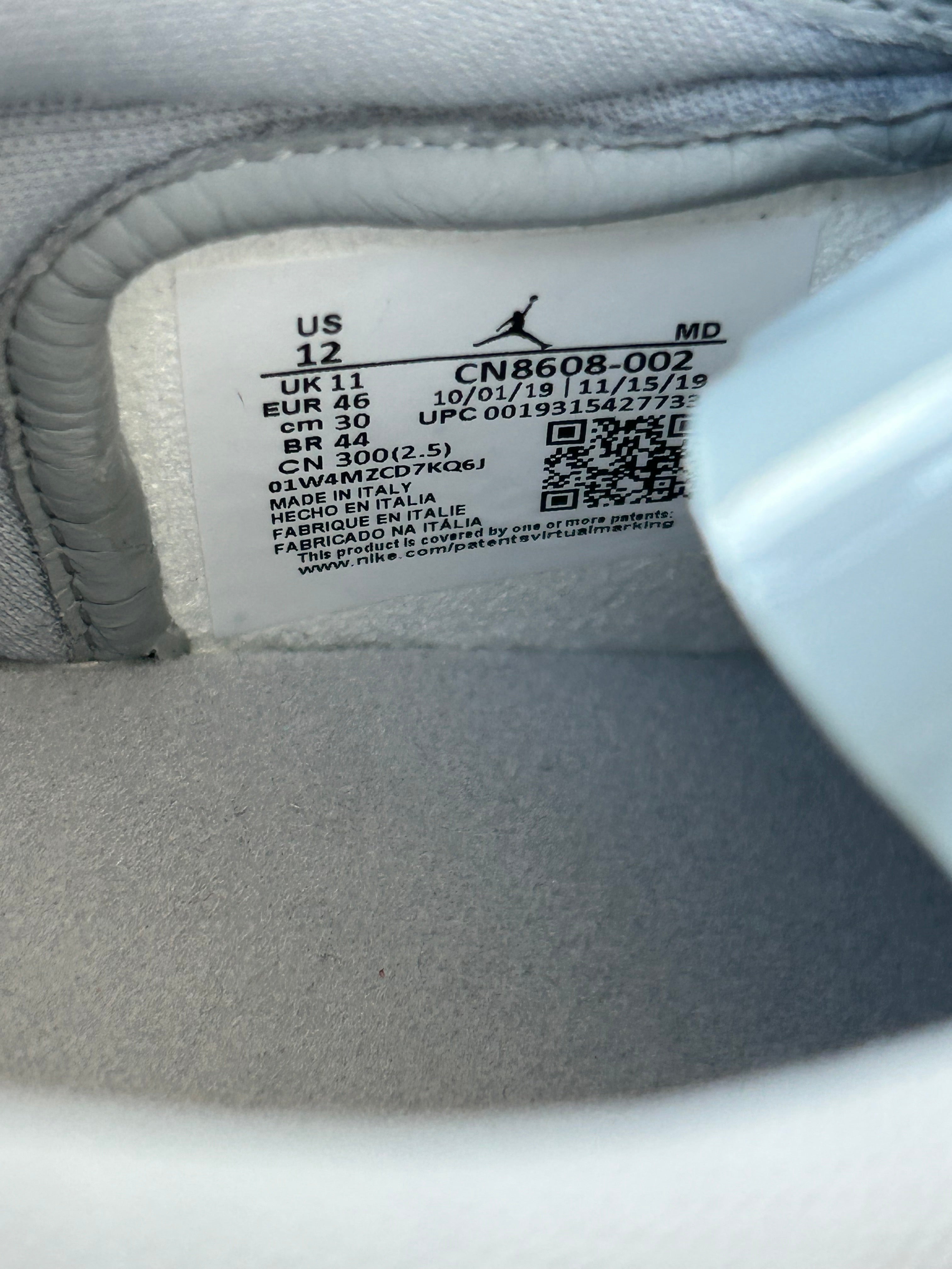 Dior Air Jordan Grey & White Oblique Low Top Sneakers - Men's Luxury Designer Shoes for Casual Wear & Street Style Fashion | Perfect for Everyday Outfits, Sneaker Collectors & Fashion Enthusiasts