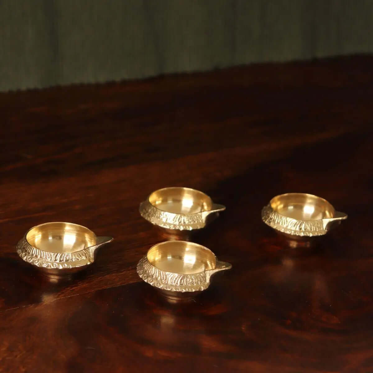 Brass Kuber Deepam Set of 4 | Traditional Indian Oil Lamps for Pooja & Home Decor | Perfect Diwali Gift & Housewarming Present for Spiritual Ceremonies