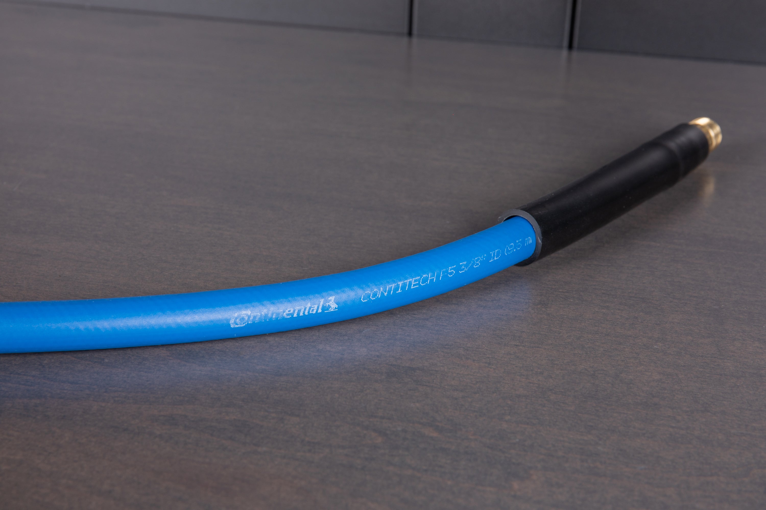 3/8 Inch Air Hose Jumper - 2 Feet High Pressure Rubber Hose for Air Compressors, Pneumatic Tools - Perfect for Garage, Workshop, and DIY Projects