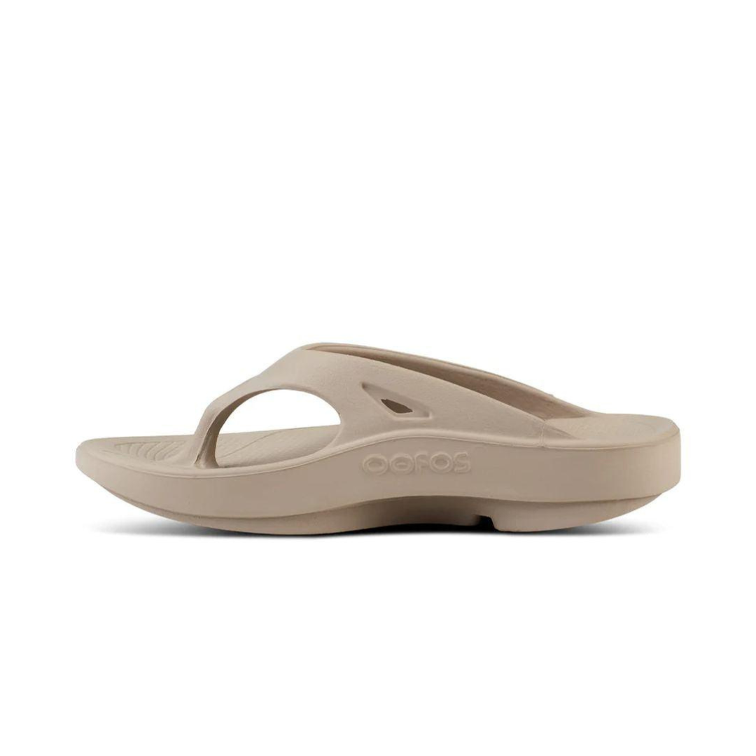 Oofos Unisex OOriginal Sandal (OF1000) - Comfortable Recovery Footwear for Men & Women - Perfect for Post-Workout, Travel & Relaxation