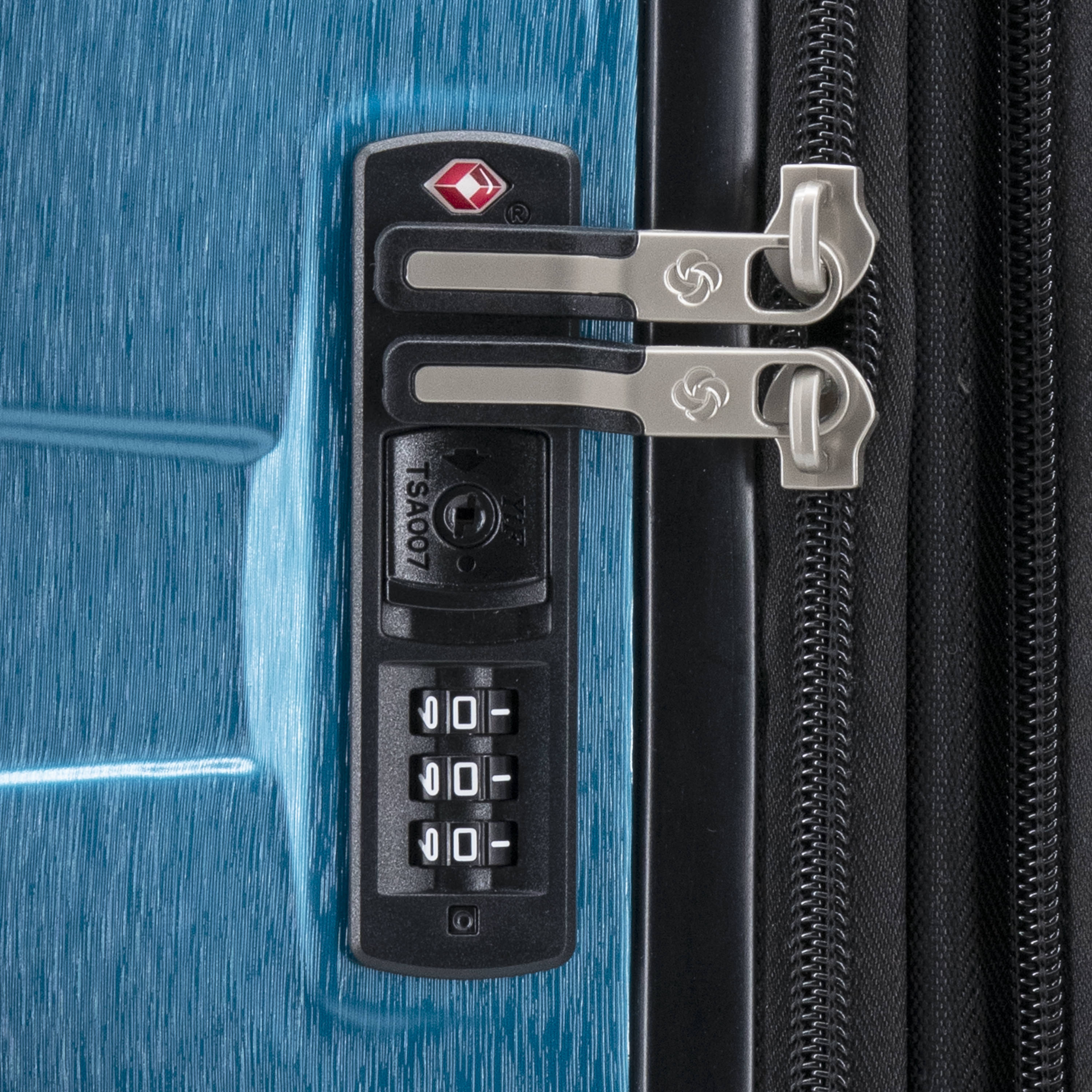 Samsonite Ziplite 6 Spinner 3-Piece Expandable Luggage Set with TSA Lock - Lightweight Suitcase for Travel, Business Trips & Family Vacations