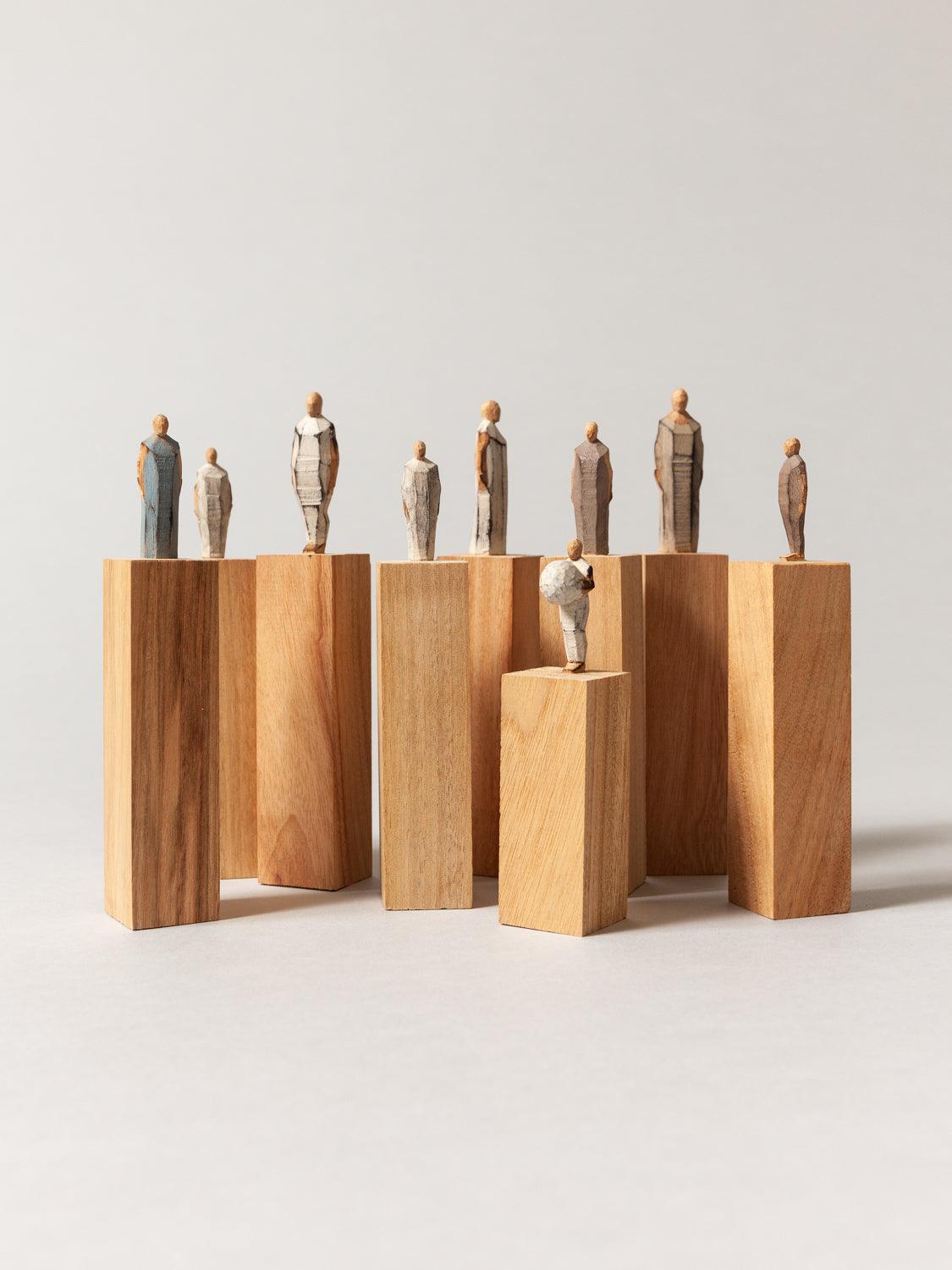 Olectronica Handcrafted Wooden Statuette - Natural Wood Home Decor | Perfect for Living Room, Bedroom & Office Display