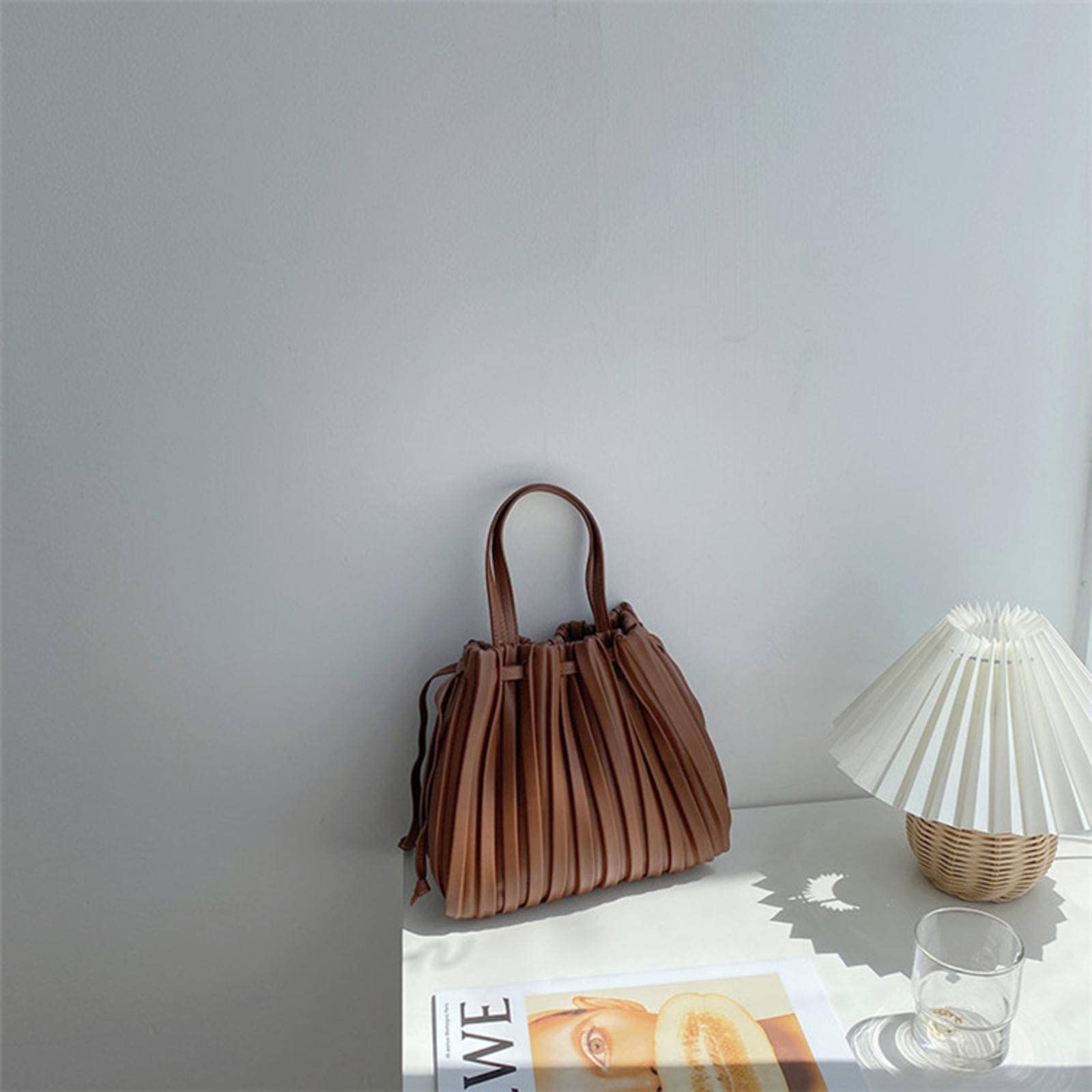 Trendy Korean Style Striped Shoulder Messenger Bag for Women - Portable & Fashionable Crossbody Purse - Perfect for Work, Travel & Daily Outfits